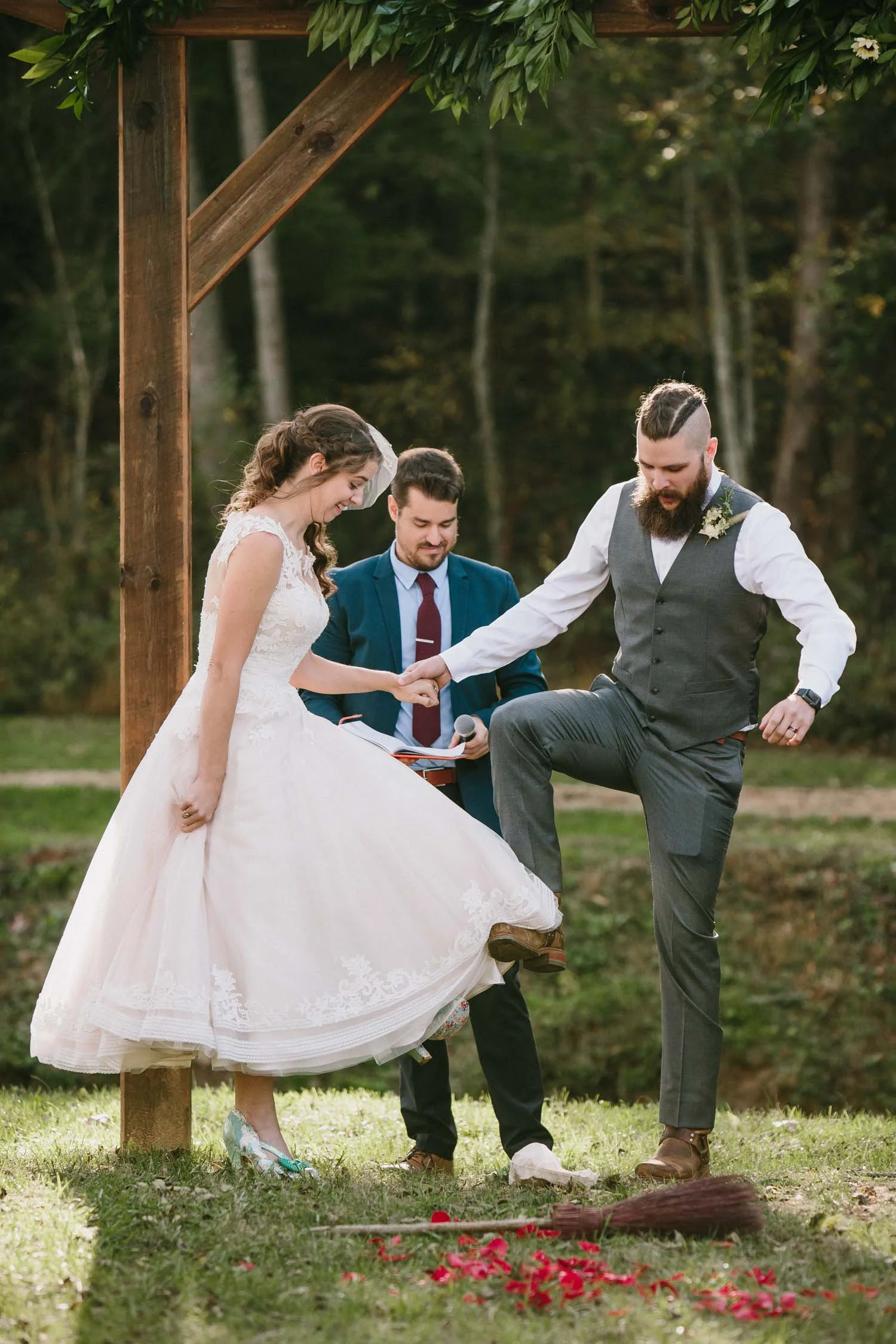 Angeli_Joe__Asheville_Wedding-49.jpg