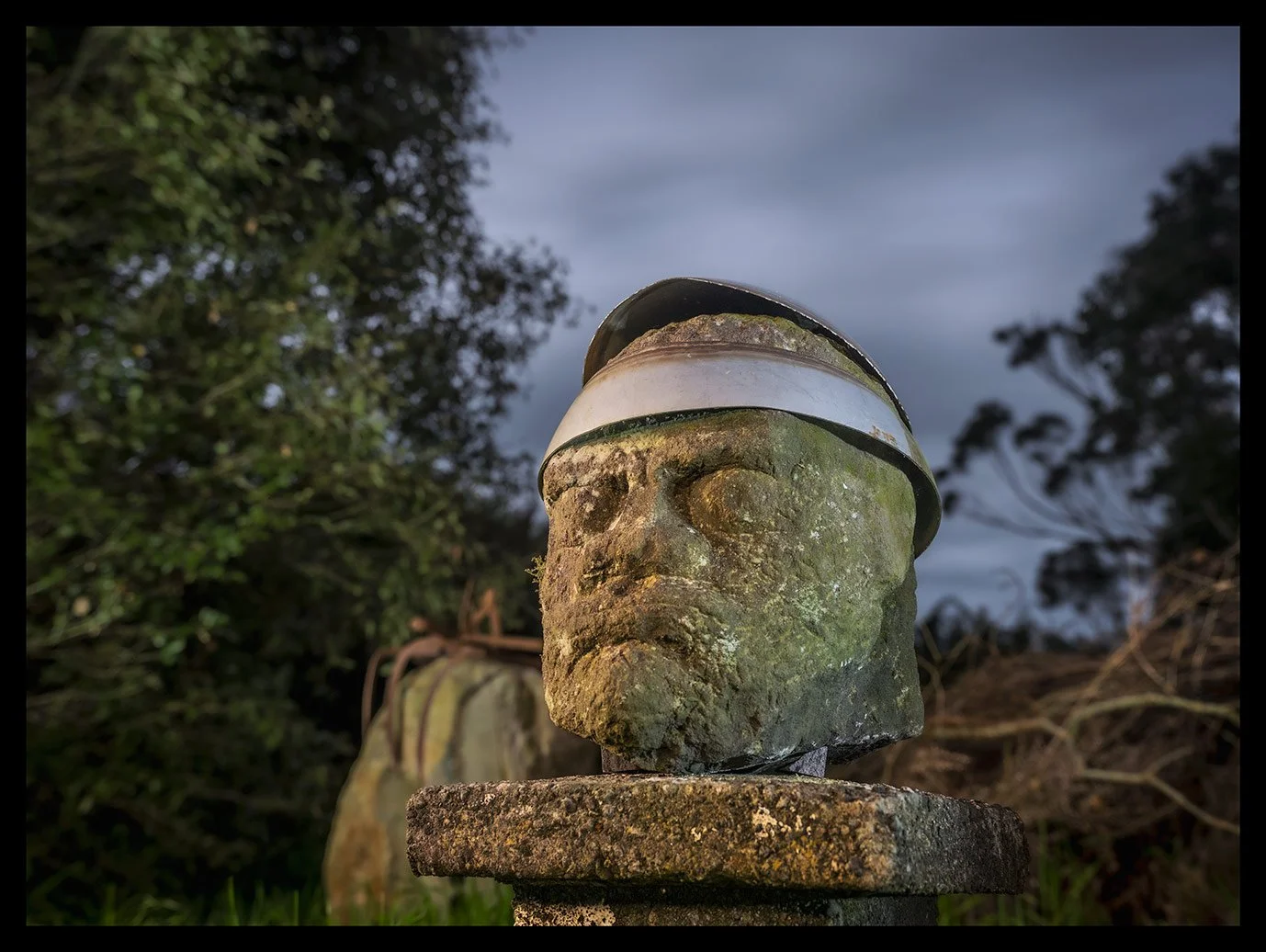 Bust-Pacifica,-Oeo-Sculpture,-Taranaki-2021,-Roger-Morris-REMO.jpg