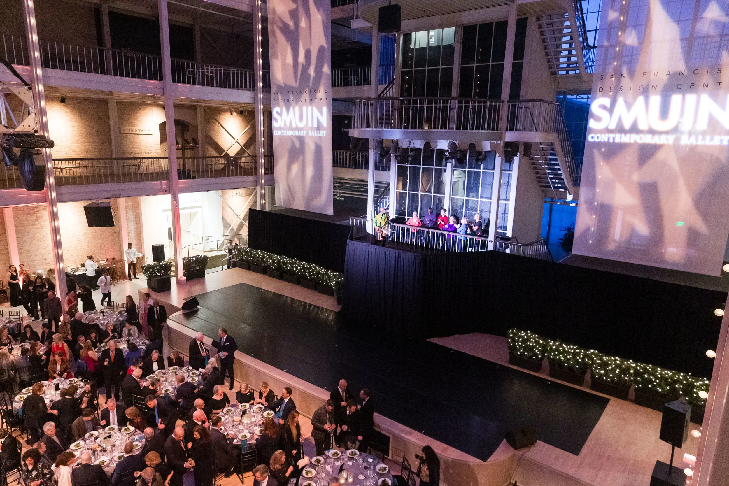 286_Smuin-Gala-atmosphere_setting_Devlin-Shand-for-Drew-Altizer-Photography.jpg