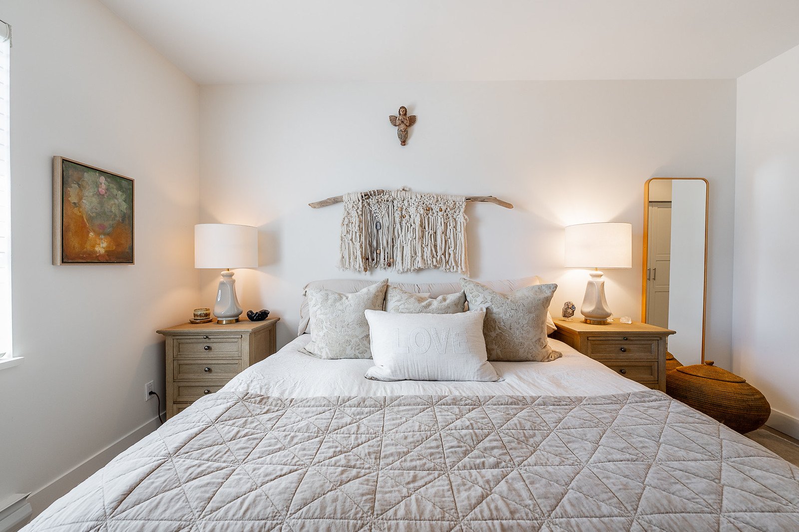 Hampton Court Penthouse O.jpg