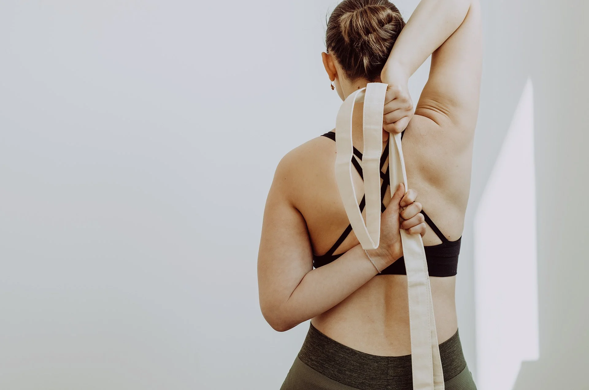 Therapeutic Yoga for The Upper Back, Neck and Shoulders 