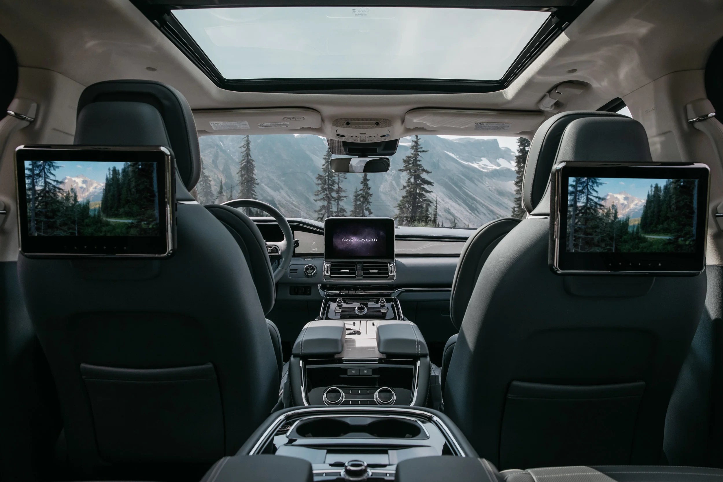 MikeSeehagel_2018_LCN_NAV_US_20170916_0173-V02.jpg