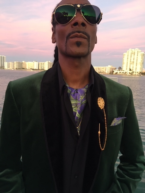 Custom Amber Doyle velvet tuxedo for Snoop Dogg in 'The Beach Bum'
