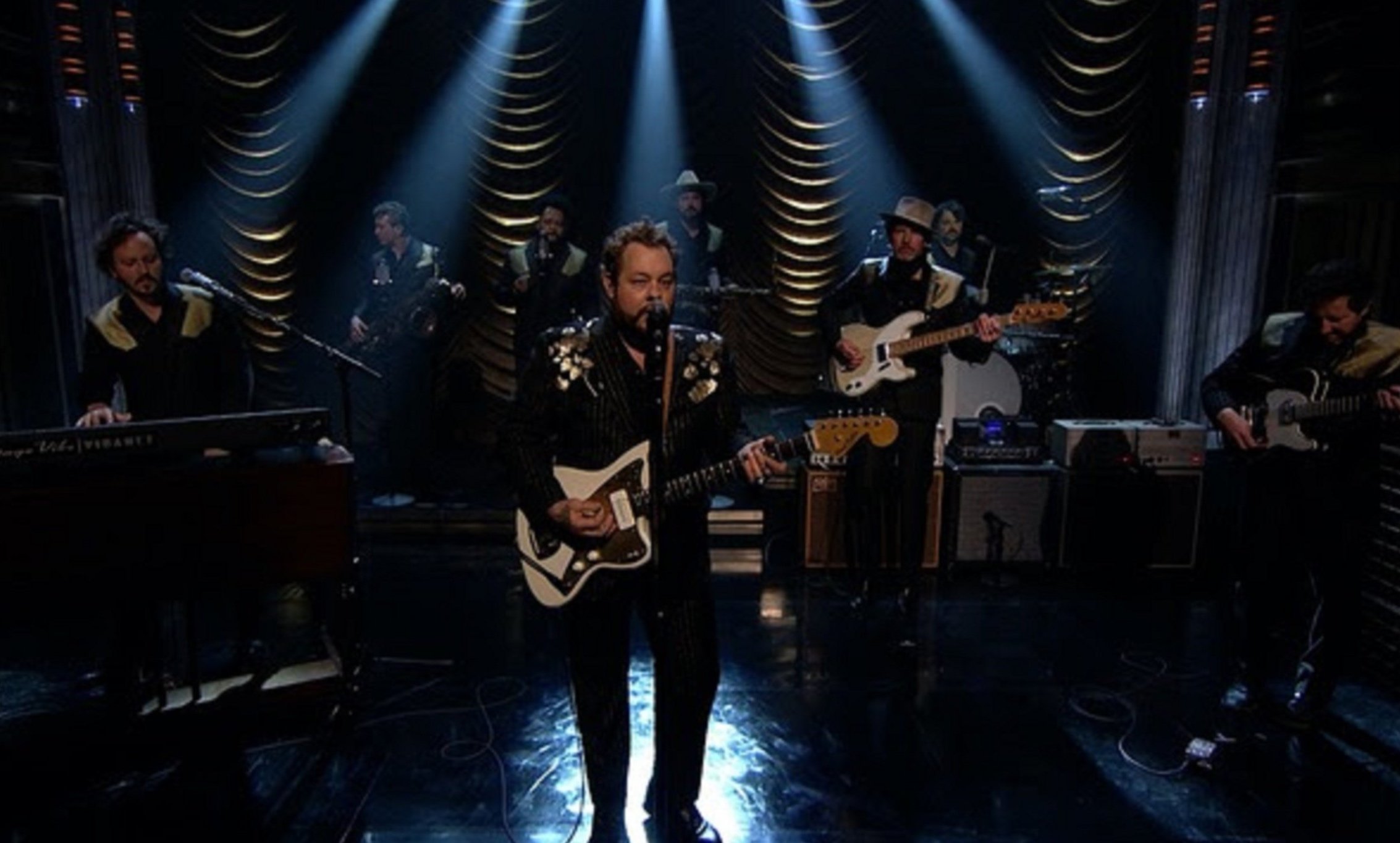 Nathaniel+Rateliff+and+the+night+Sweats+Jimmy+Fallon+Amber+Doyle.jpg