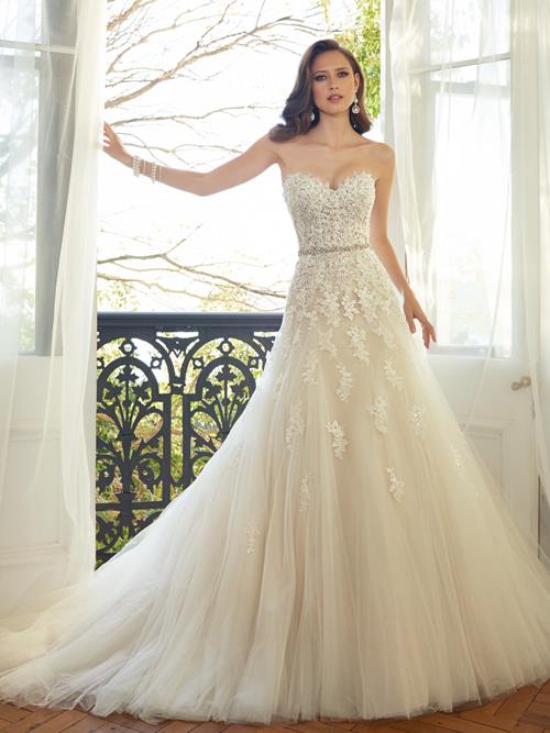 Sophia Tolli Y11552 Color: FR BEIGE IV Size: 10 Retail Price: $1,573 Our Price: $1,101 Phoenix Store