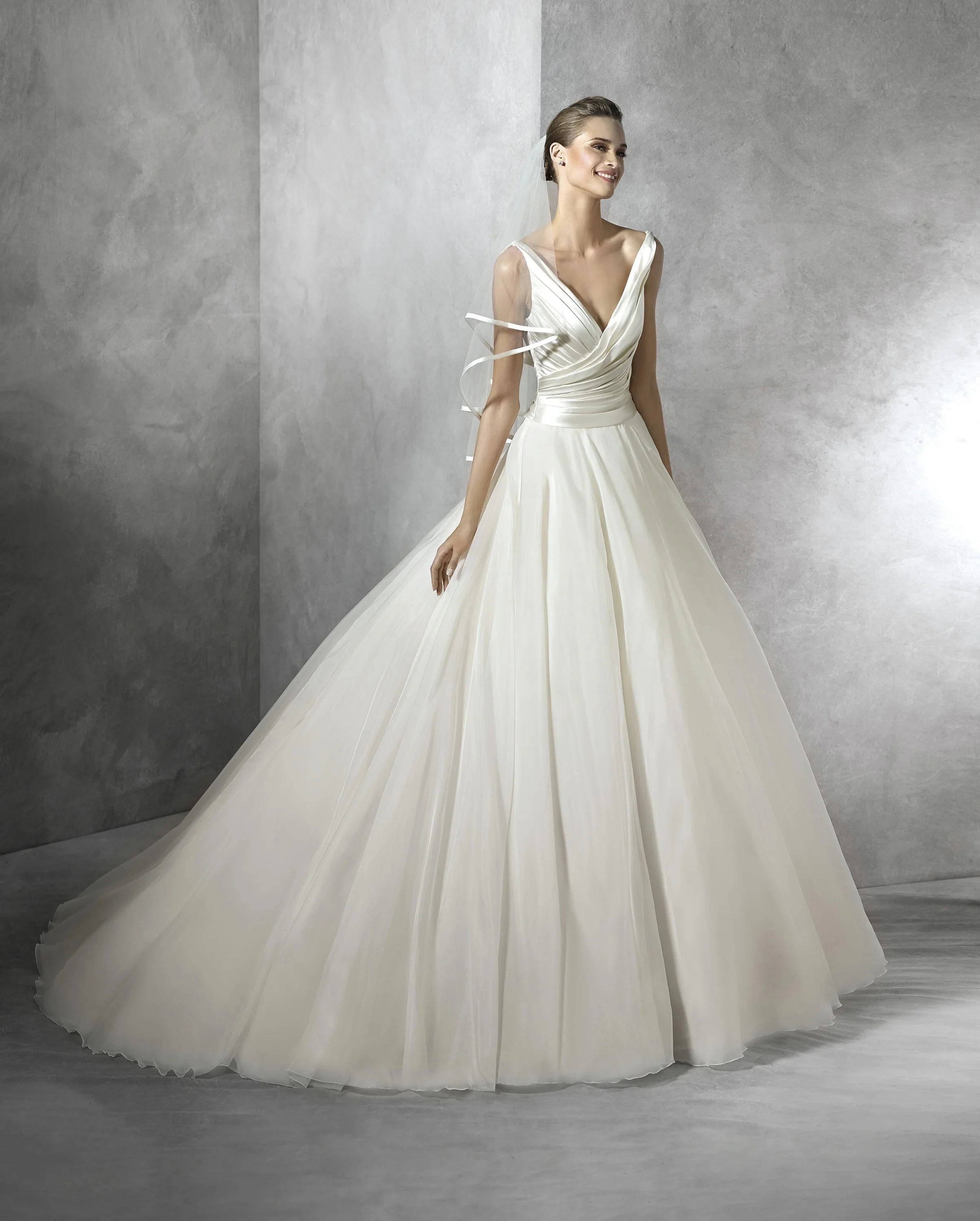 Pronovias Tresia Dark Ivory Size 16 Retail Price $1760| Our Price $1232
