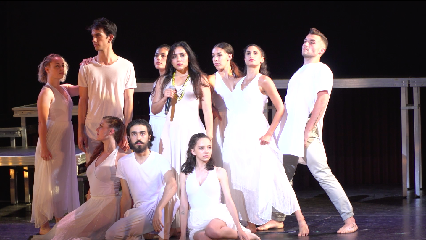 "LOS CAMINOS" - A CUBA LIBRE - LE COMEDIA