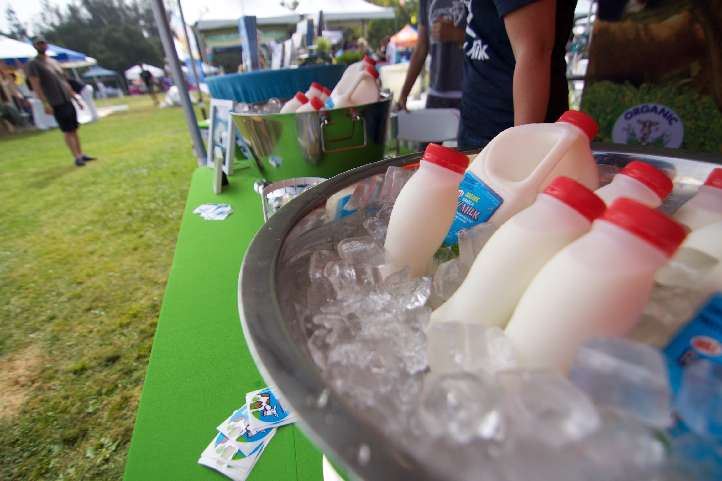 Photo: Raw milk for sale at a farmers market. Organic Pastures have been selling raw milk in California for 17 years.