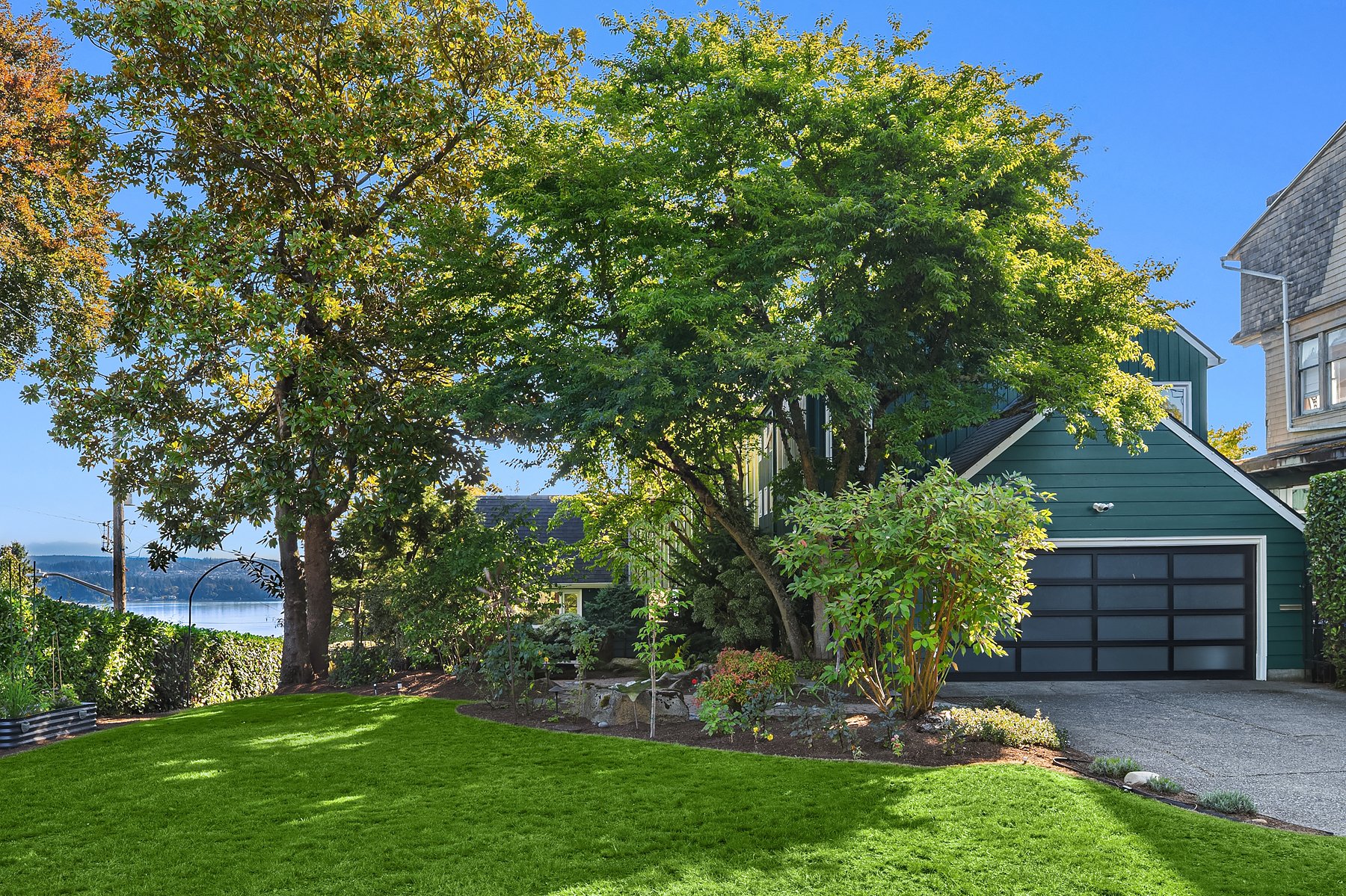 Madrona | $2,990,000