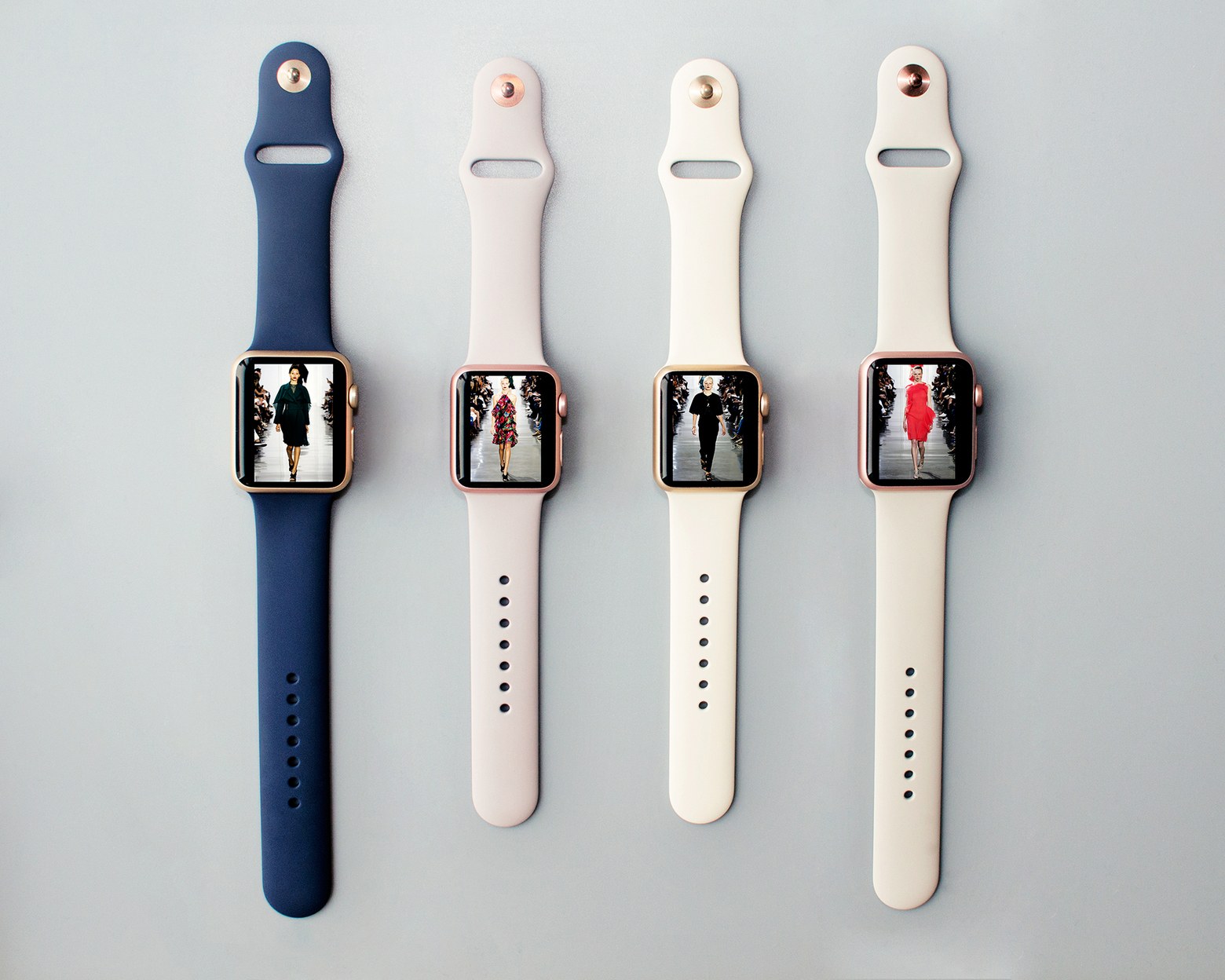 apple-watch-holding.jpg