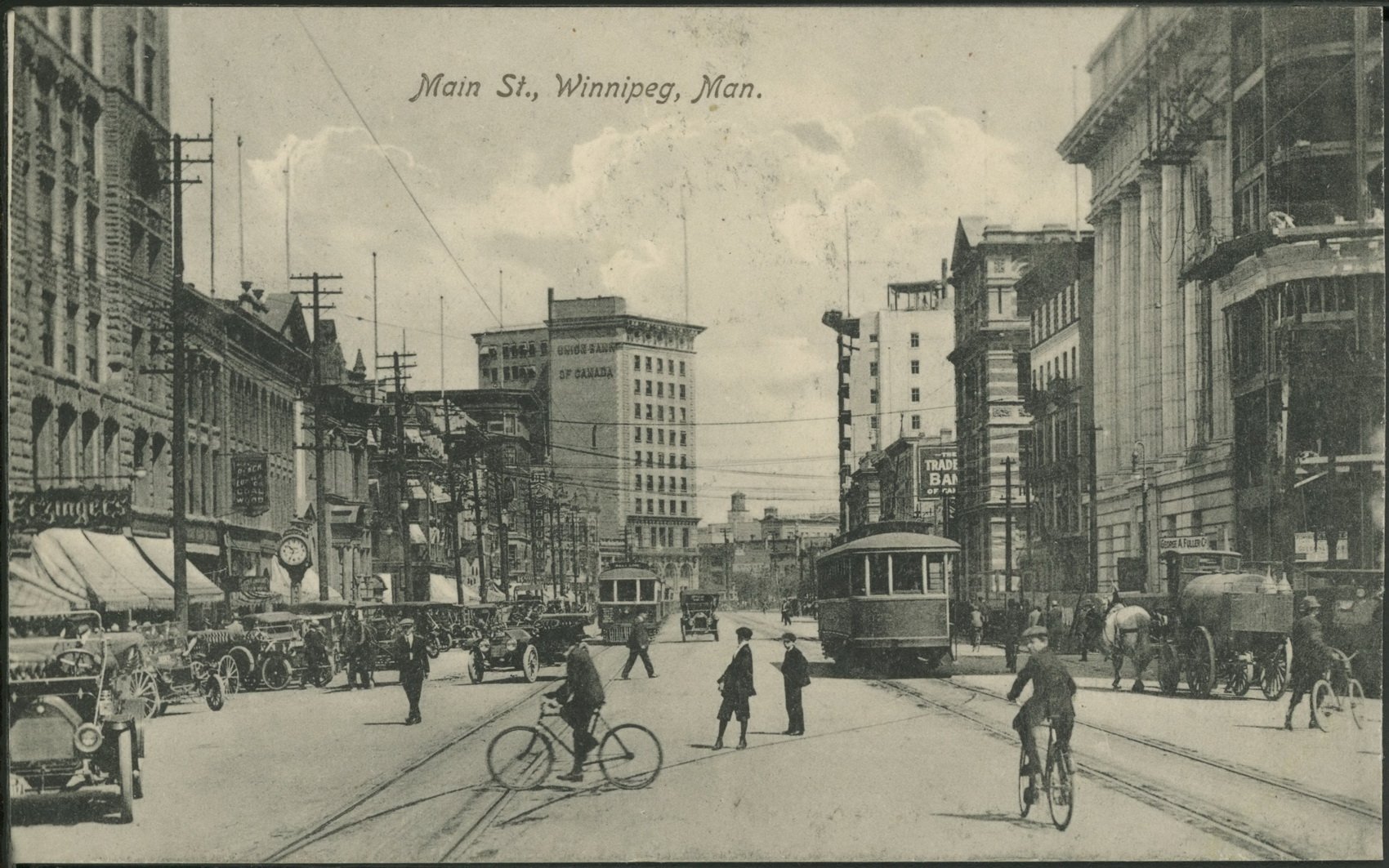 Space - main Street with bikes 1912.jpg