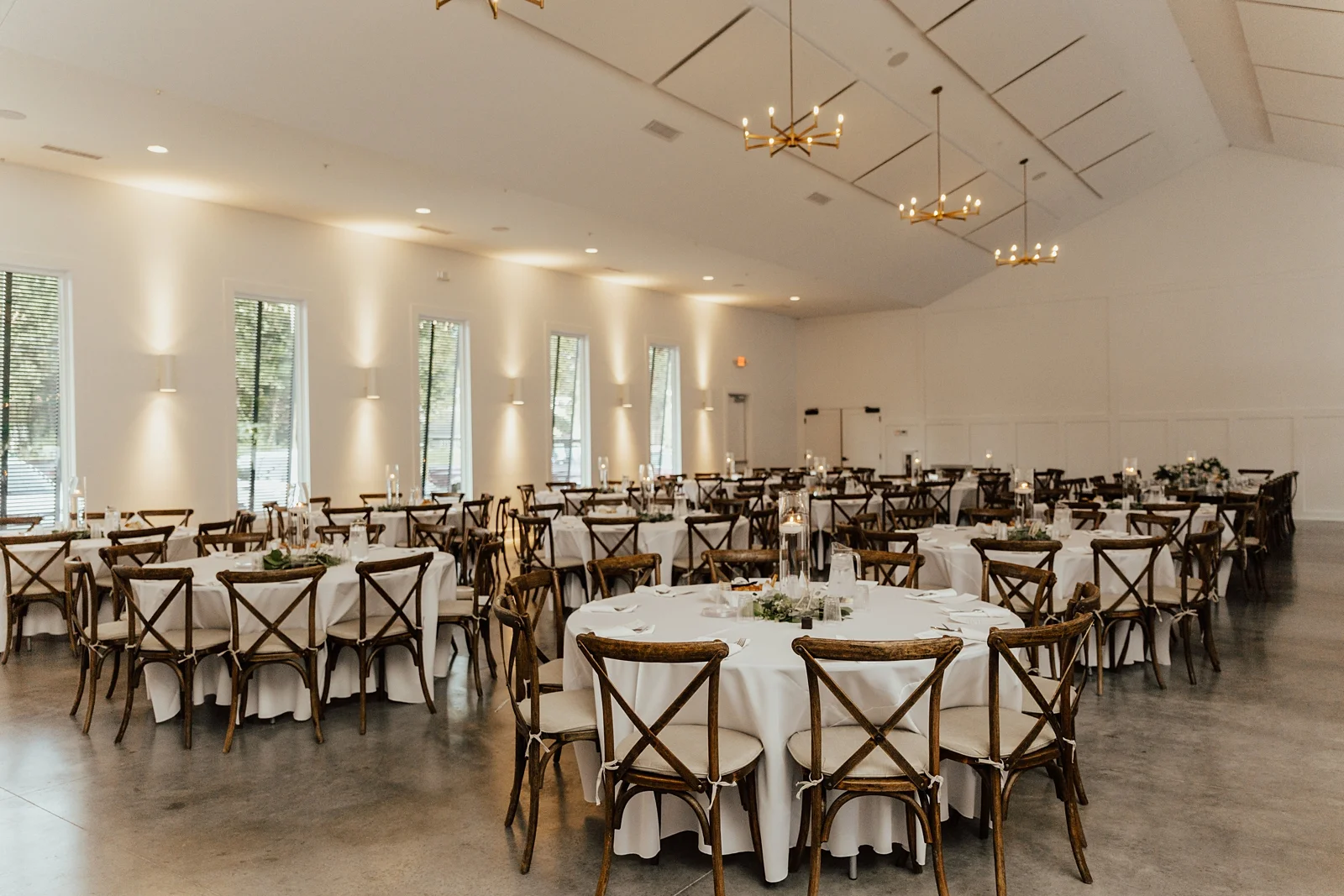 Anna & Trey Modern Minneapolis Wedding at The Hutton House_0727.jpg
