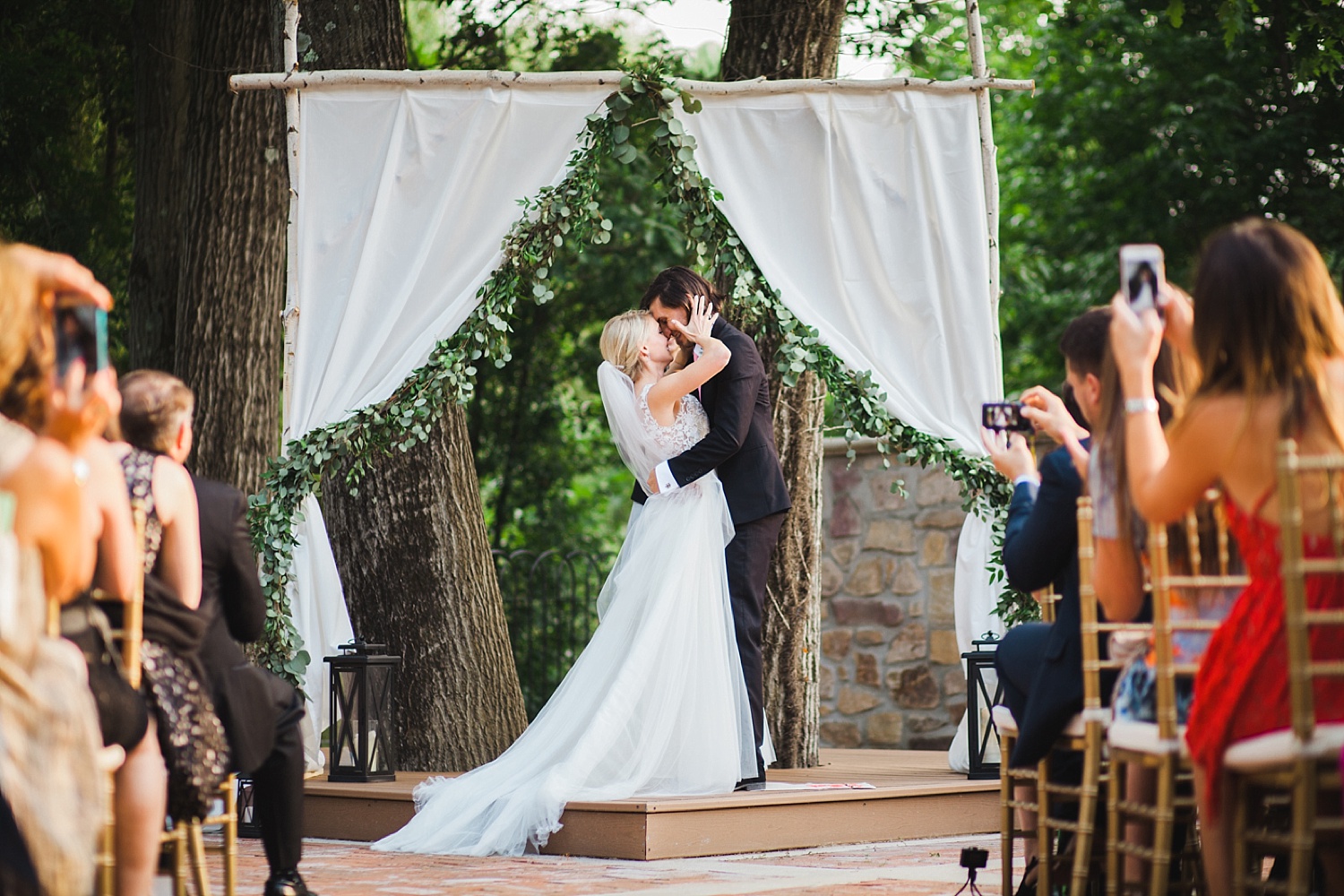 romantic_hotelduvillage_newhope_pennsylvania_wedding_065.jpg