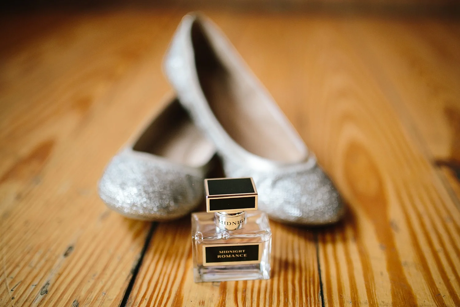 lizbrandon_rosebankwinery_newtown_summer_wedding_image_001.jpg