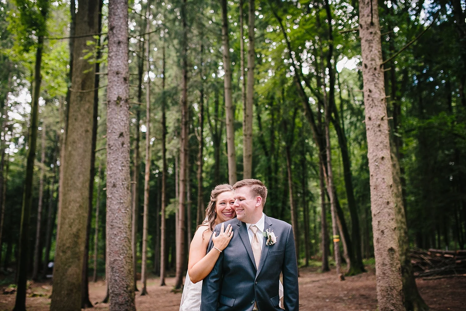 lizbrandon_rosebankwinery_newtown_summer_wedding_image_033.jpg