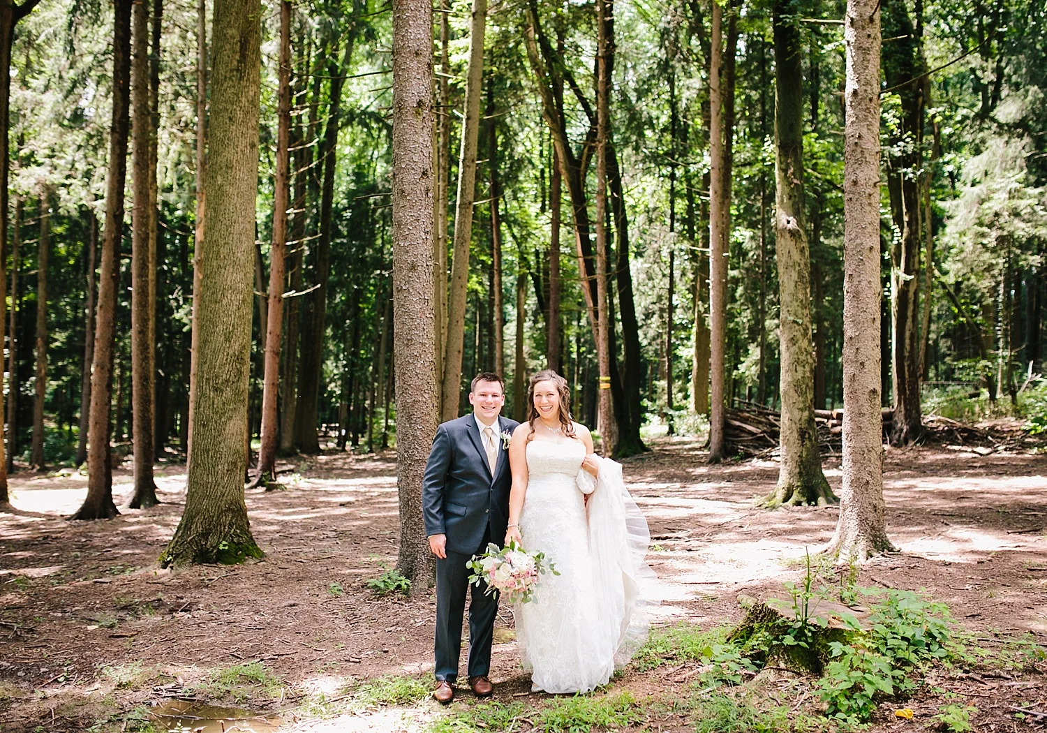 lizbrandon_rosebankwinery_newtown_summer_wedding_image_032.jpg