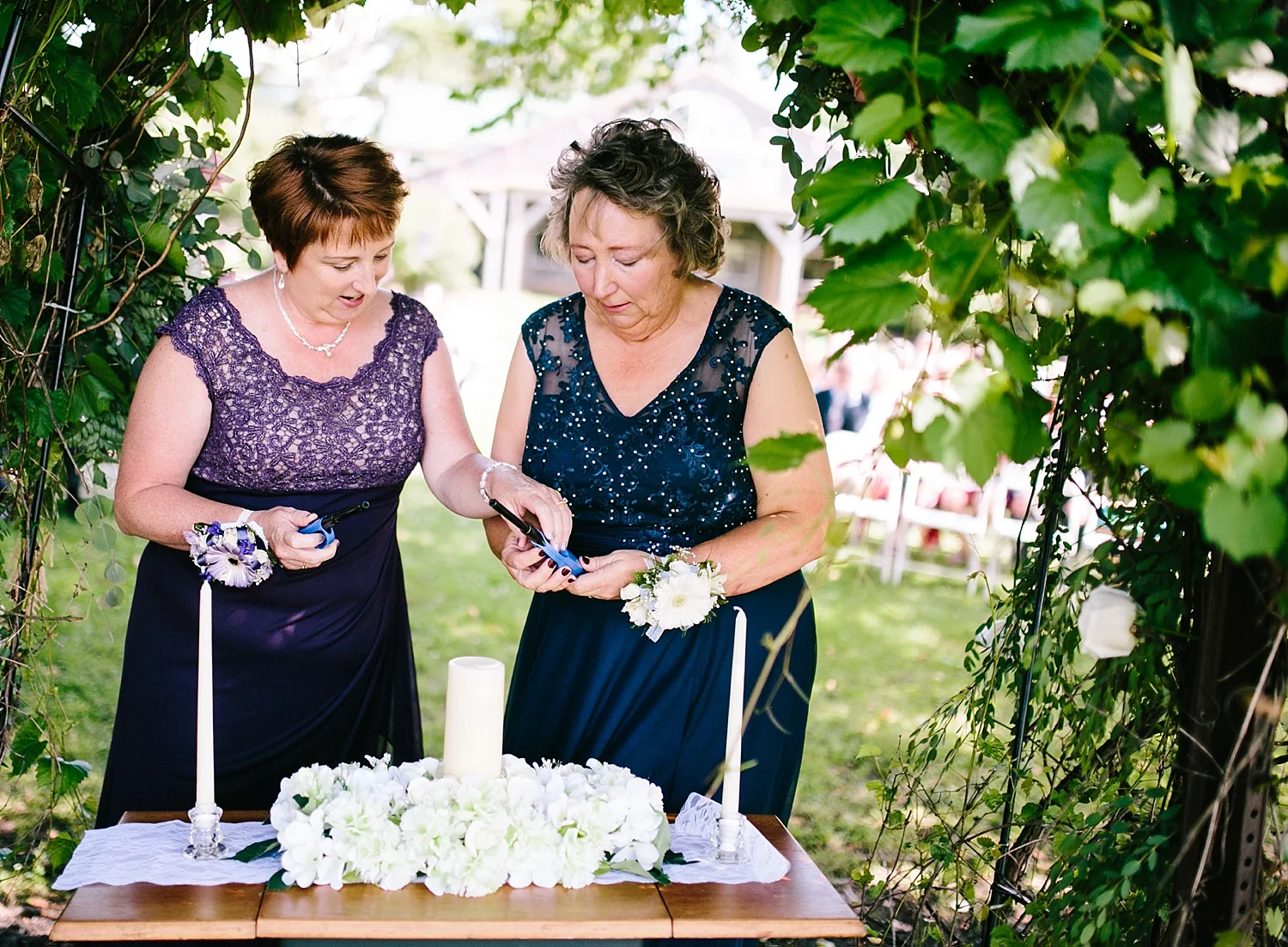 lizbrandon_rosebankwinery_newtown_summer_wedding_image_060.jpg