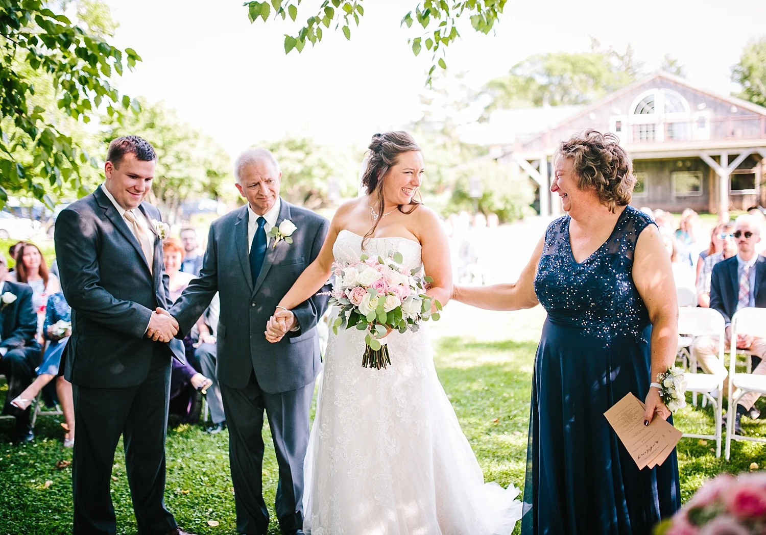 lizbrandon_rosebankwinery_newtown_summer_wedding_image_065.jpg