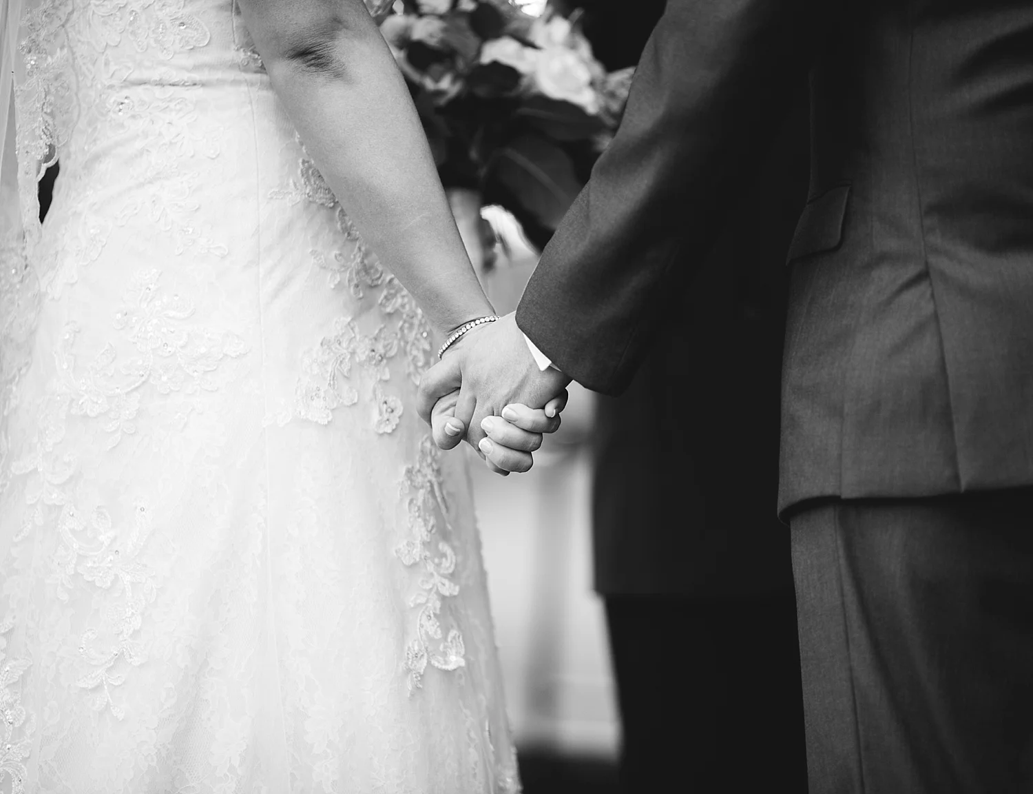 lizbrandon_rosebankwinery_newtown_summer_wedding_image_068.jpg