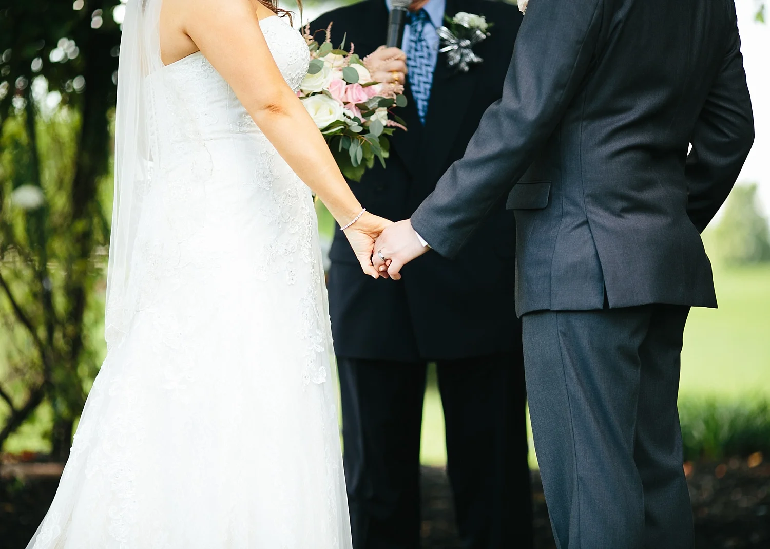lizbrandon_rosebankwinery_newtown_summer_wedding_image_078.jpg