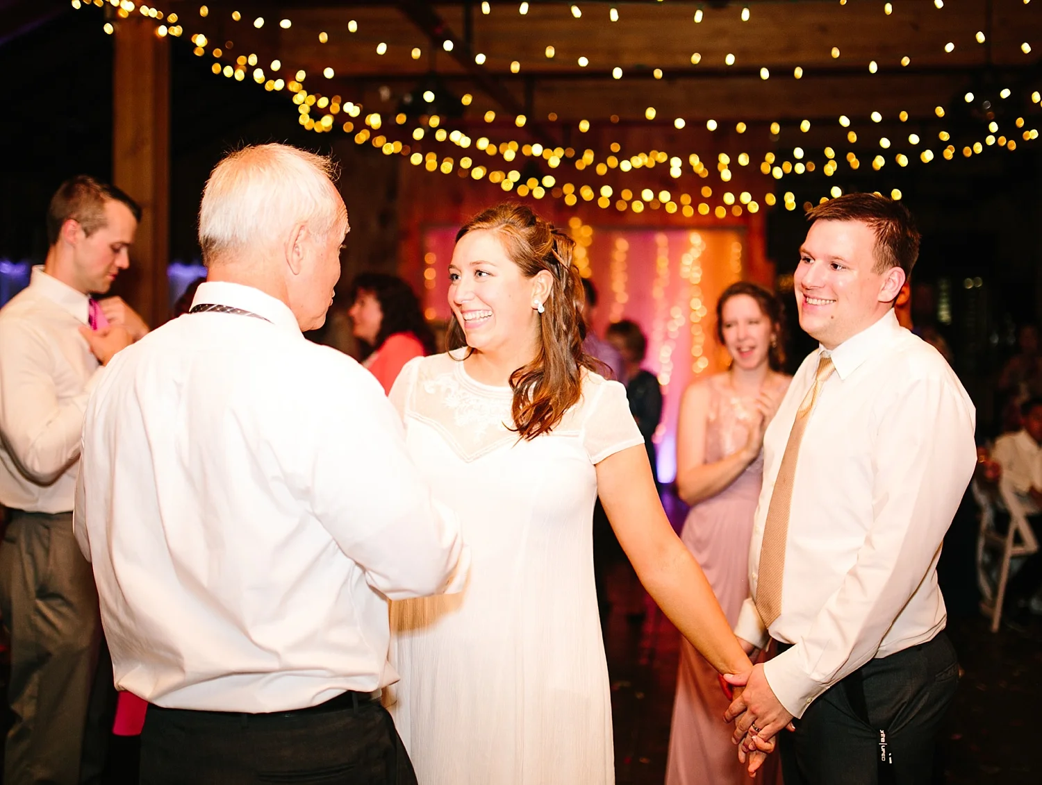 lizbrandon_rosebankwinery_newtown_summer_wedding_image_126.jpg
