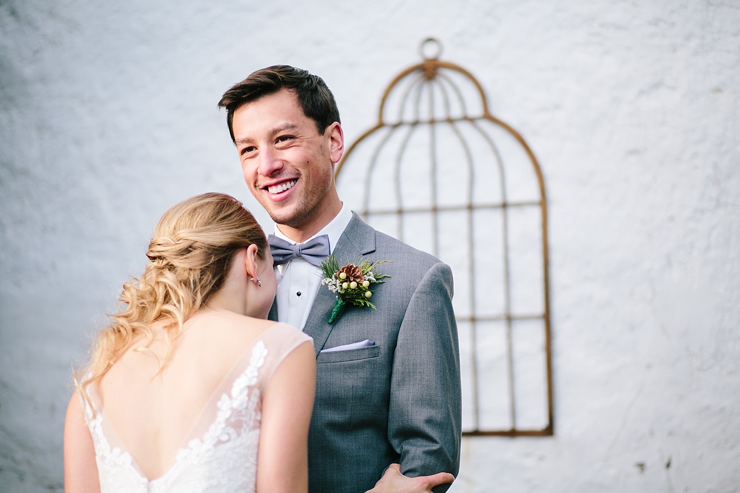 jessdavid_barnonbridge_phoenixville_winter_wedding_image_046.jpg