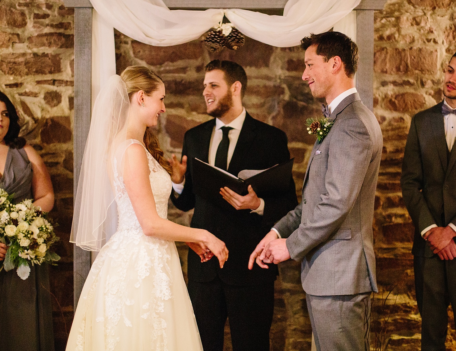 jessdavid_barnonbridge_phoenixville_winter_wedding_image_068.jpg