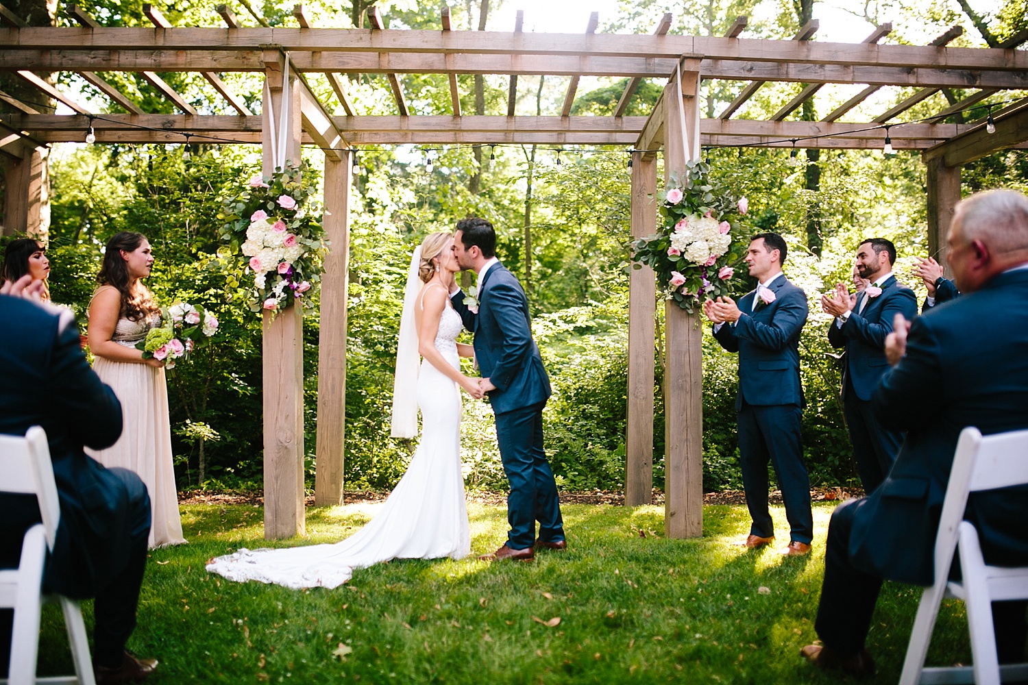 amyjamie_anthonywaynehouse_paoli_philadelphia_summer_wedding_image064.jpg