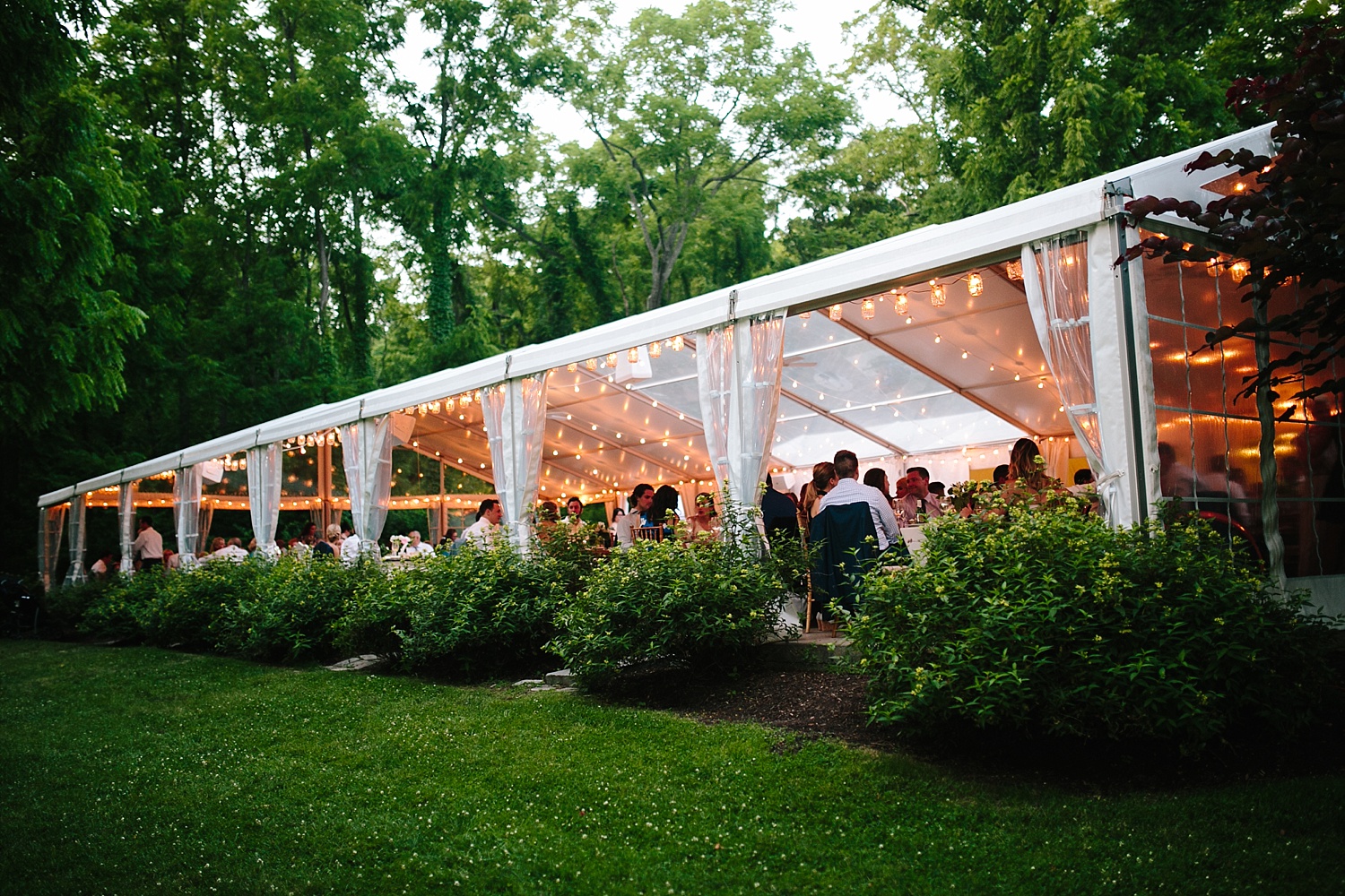 amyjamie_anthonywaynehouse_paoli_philadelphia_summer_wedding_image106.jpg