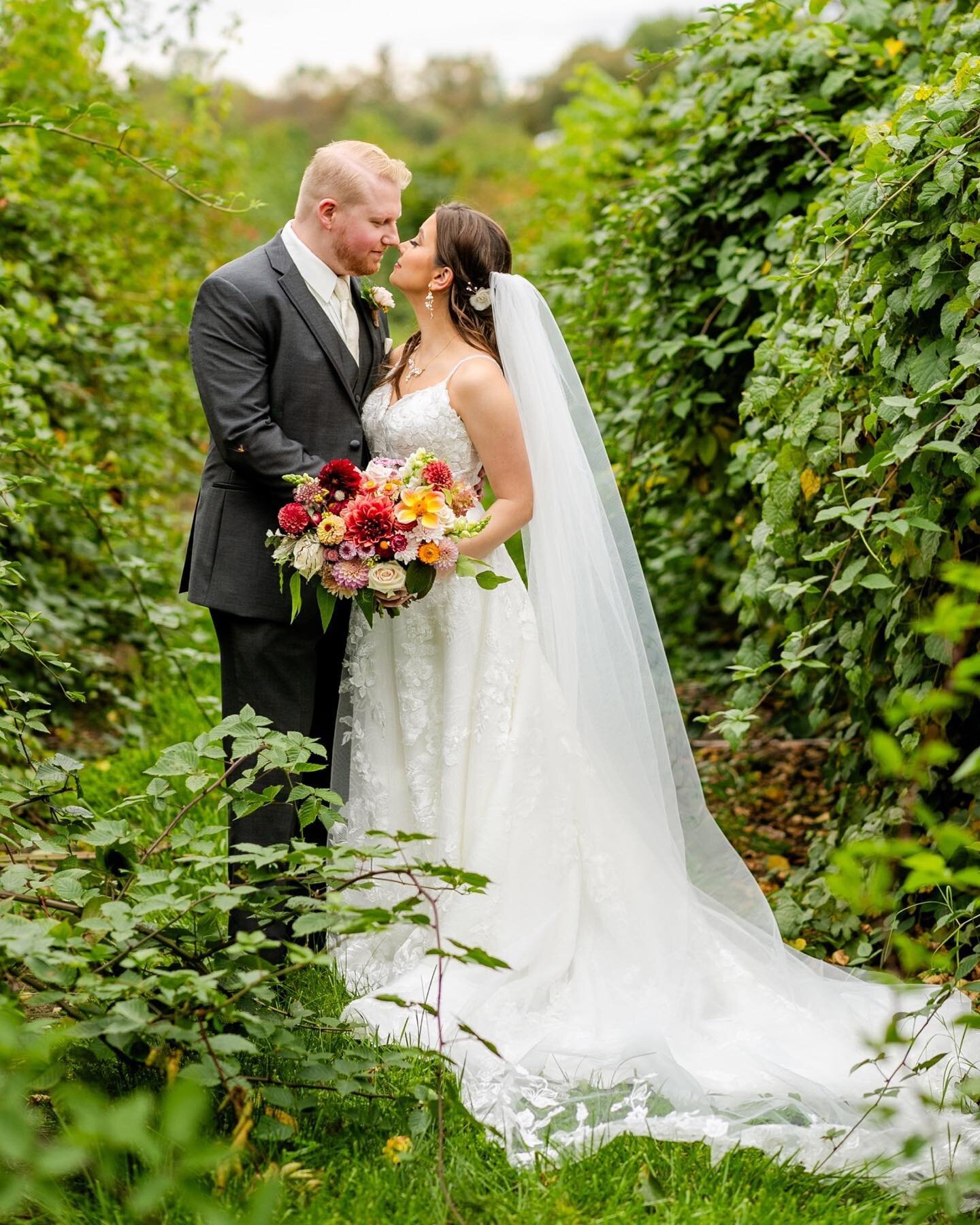 Maegan and Connor&rsquo;s wedding day was full of warm and whimsical fall vibes 🤍 With a windy start to the day we found shelter amongst the blackberry bushes and these two shared sweet embraces in anticipation of their ceremony! Such a beautiful da