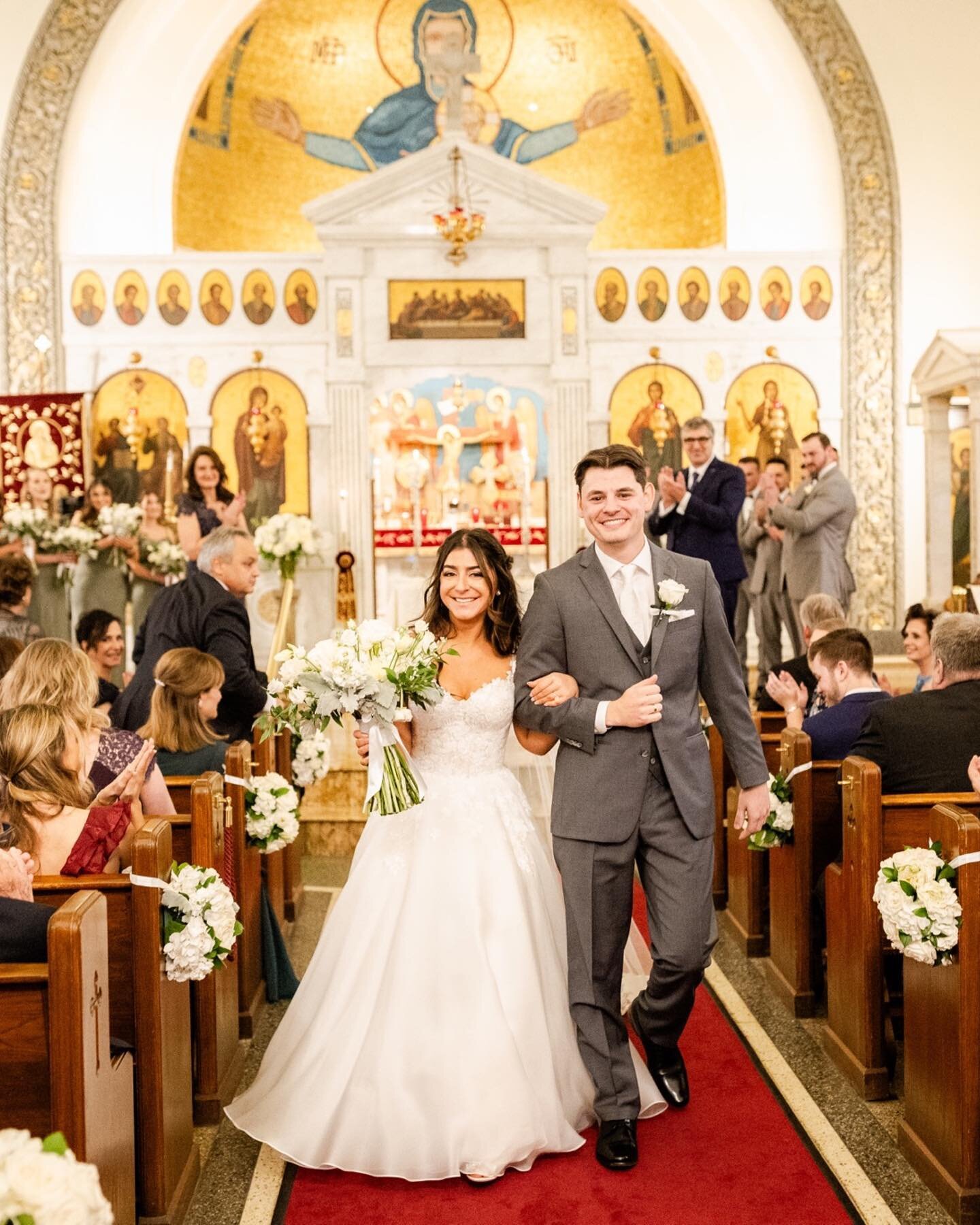 Congratulations Maria and Brandon! Wow, what a beautiful wedding day these two had 💛 It was such an honor to witness and document all of the tear filled and joyous moments of this day! Their Greek ceremony was seeped in tradition and symbolism, ushe