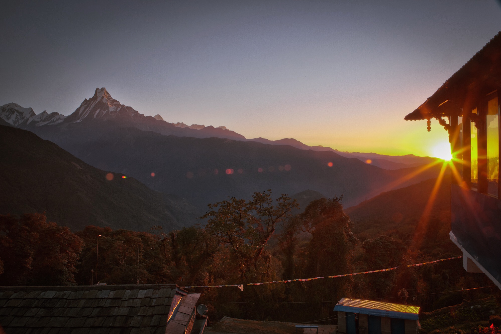 Nov 10.1, 2016 Tadapani was covered in a cloud when we arrived yesterday. The mountains were a morning surprise. To the left is Machhapuchhre, otherwise known as "Fish Tail", just a few metres short of 7,000. It is revered as a sacred peak, therefore no human has set foot on its summit.