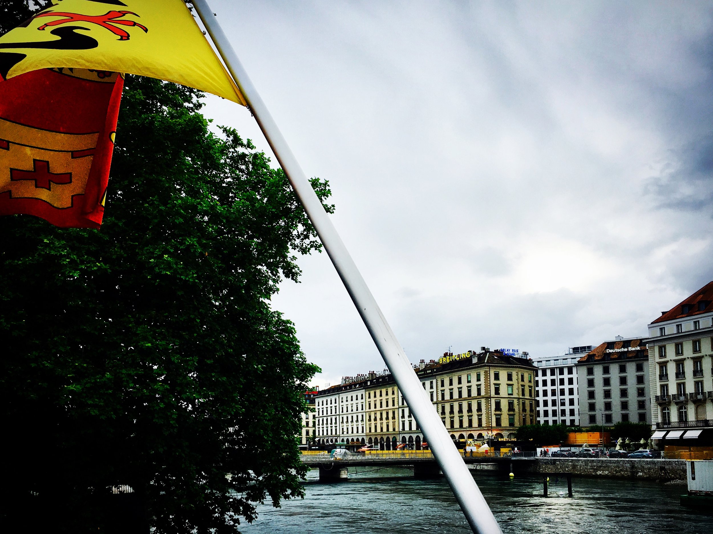Day 1, Jun 30: Lac Léman - Lac de Genève France-bound from Deutschland; riding VIP with @joenadasdi .. in the smelliest bus a traveler has ever smelt ;)
