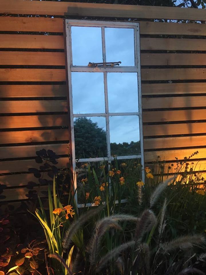 mirror.jpg