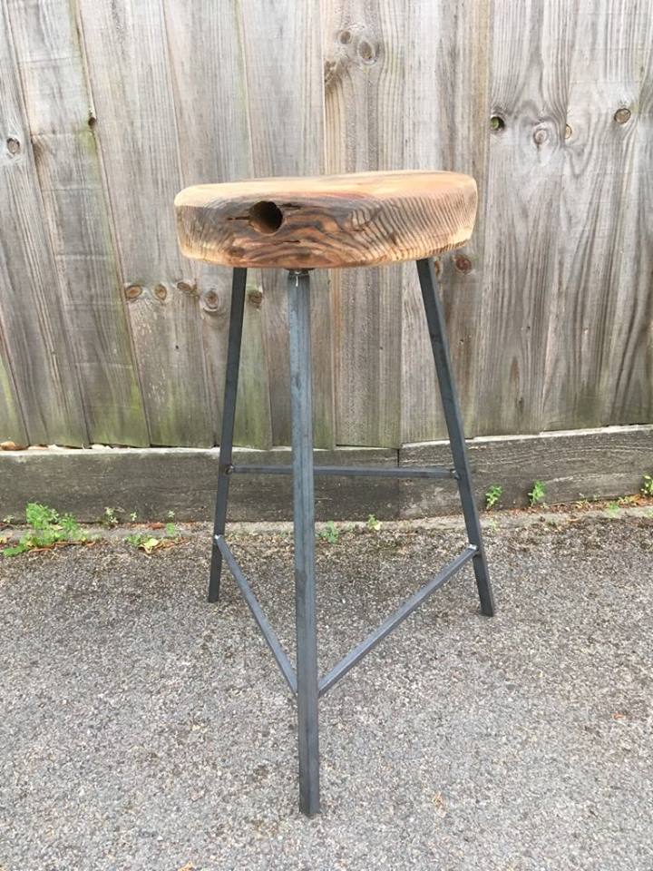 stool.jpg