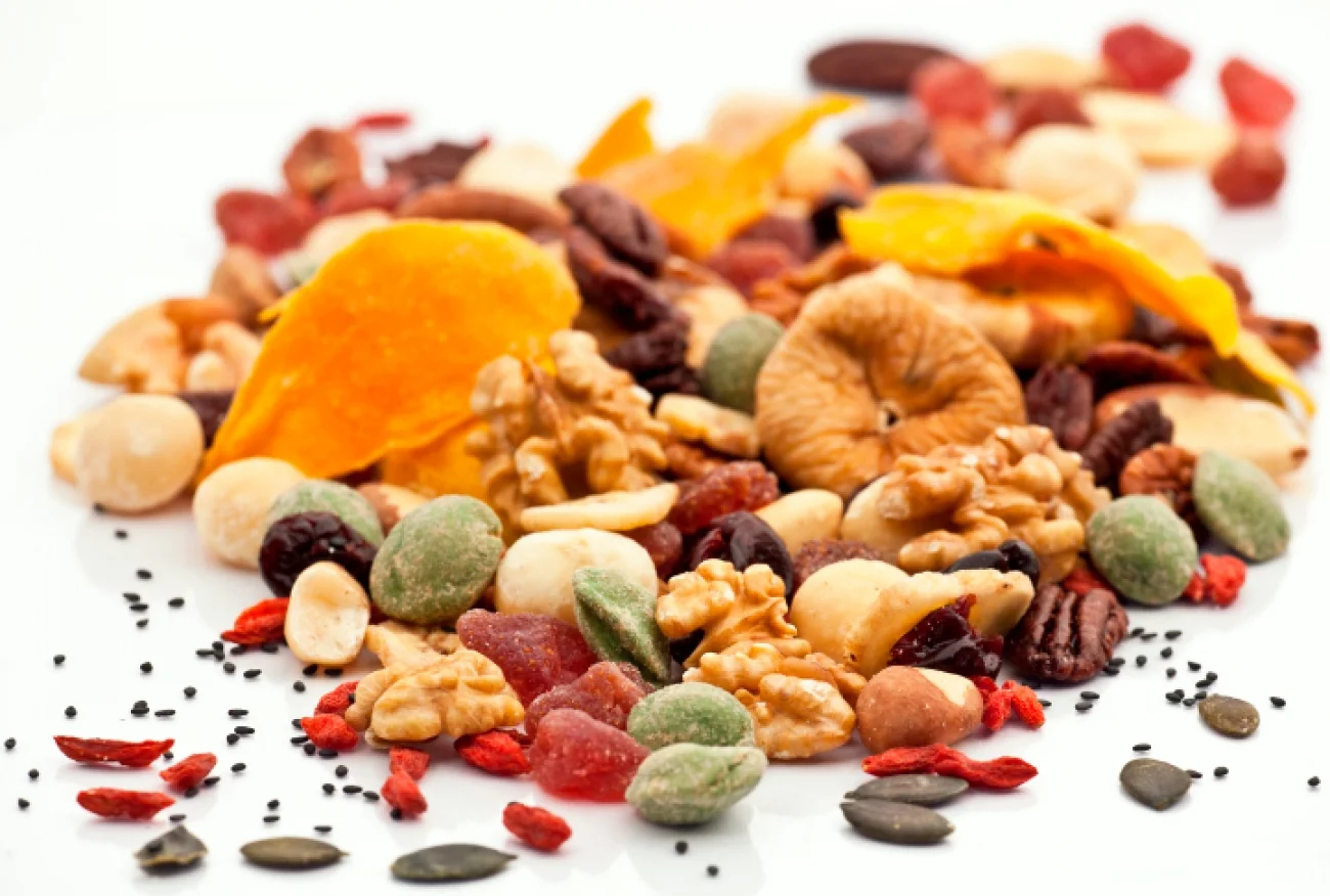 zest-nutrition-fruit-and-nuts.jpg
