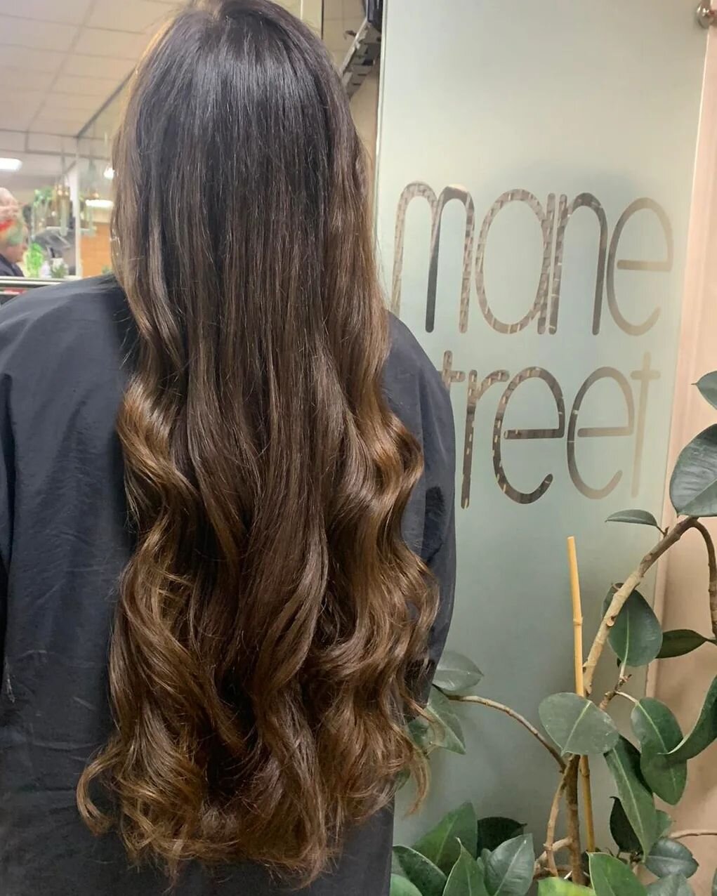 Beautiful results yesterday👌🏻One very happy client 😊
.
.
Scroll for before... 
@hairbyemmalouisee98 

#bournemouthsalon #bournemouthhair #bournemouthhairdresser #longhair #longhairgoals #beforeandafter #kevinmurphyhair #kevinmurphy #kevinmurphypro