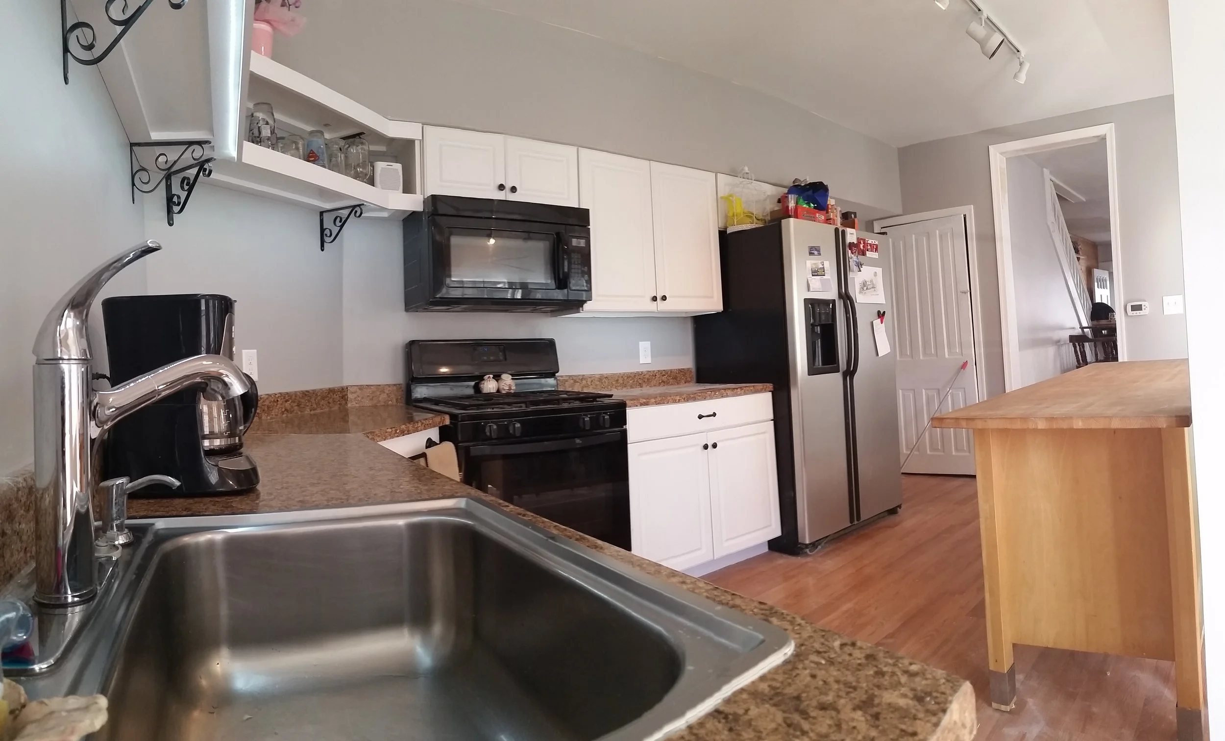 Kitchen6.jpg