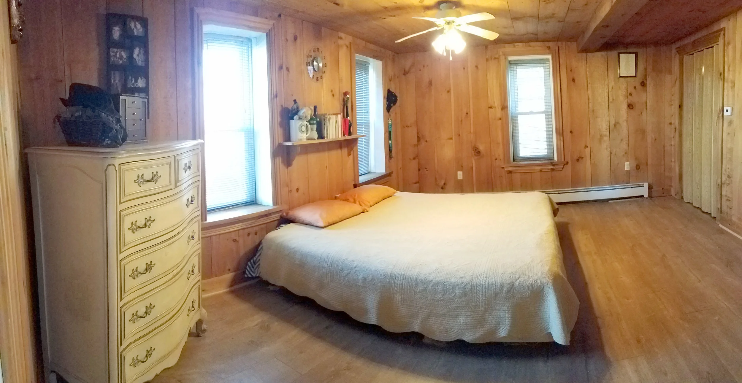 9 Bedroom.jpg