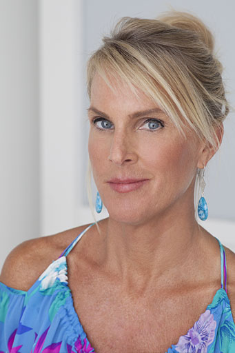 Elin Hilderbrand headshot copy.jpg