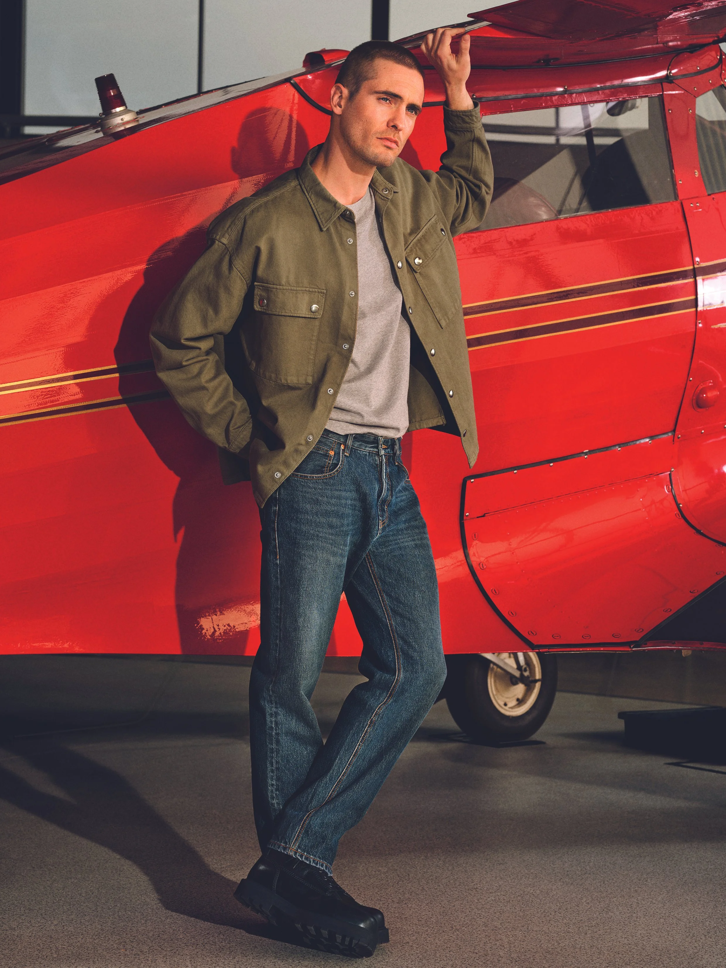 MAC_VINTAGE_DENIM_HAKA_300dpi_RICK-0430-00-0949_H693 (1).jpg