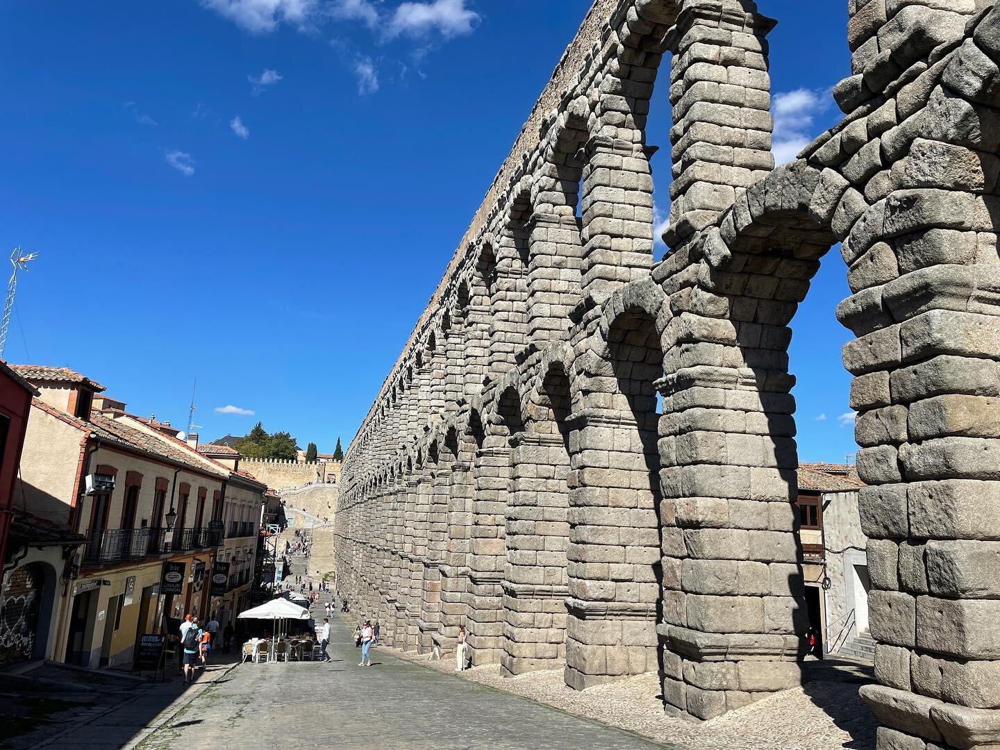 #Segovia #spain is a great #daytrip from #Madrid, especially on #familyvacation. Roman ruins, a castle, a cathedral and suckling pig... Fun for the whole family!

#traveltrip: we made it a race up the steps&hellip; the kids forgot they were complaini