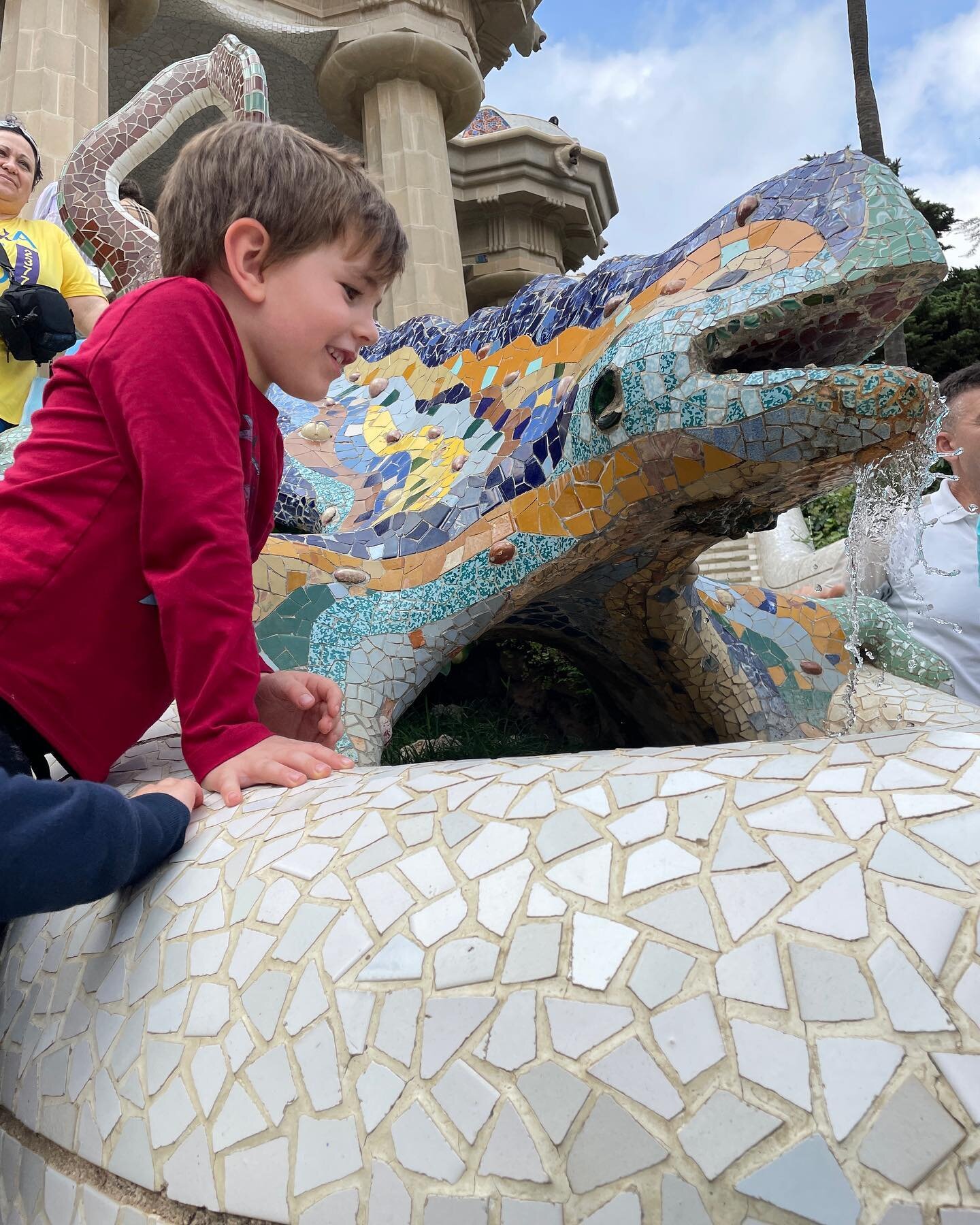 #parkguell and any of the many #gaudi #landmarks around #barcelona are eye catching for kids and adults alike. Slipping in an #art and #architecture lesson for your 3 and 6 year old while they think they are just running around a funky playground is 