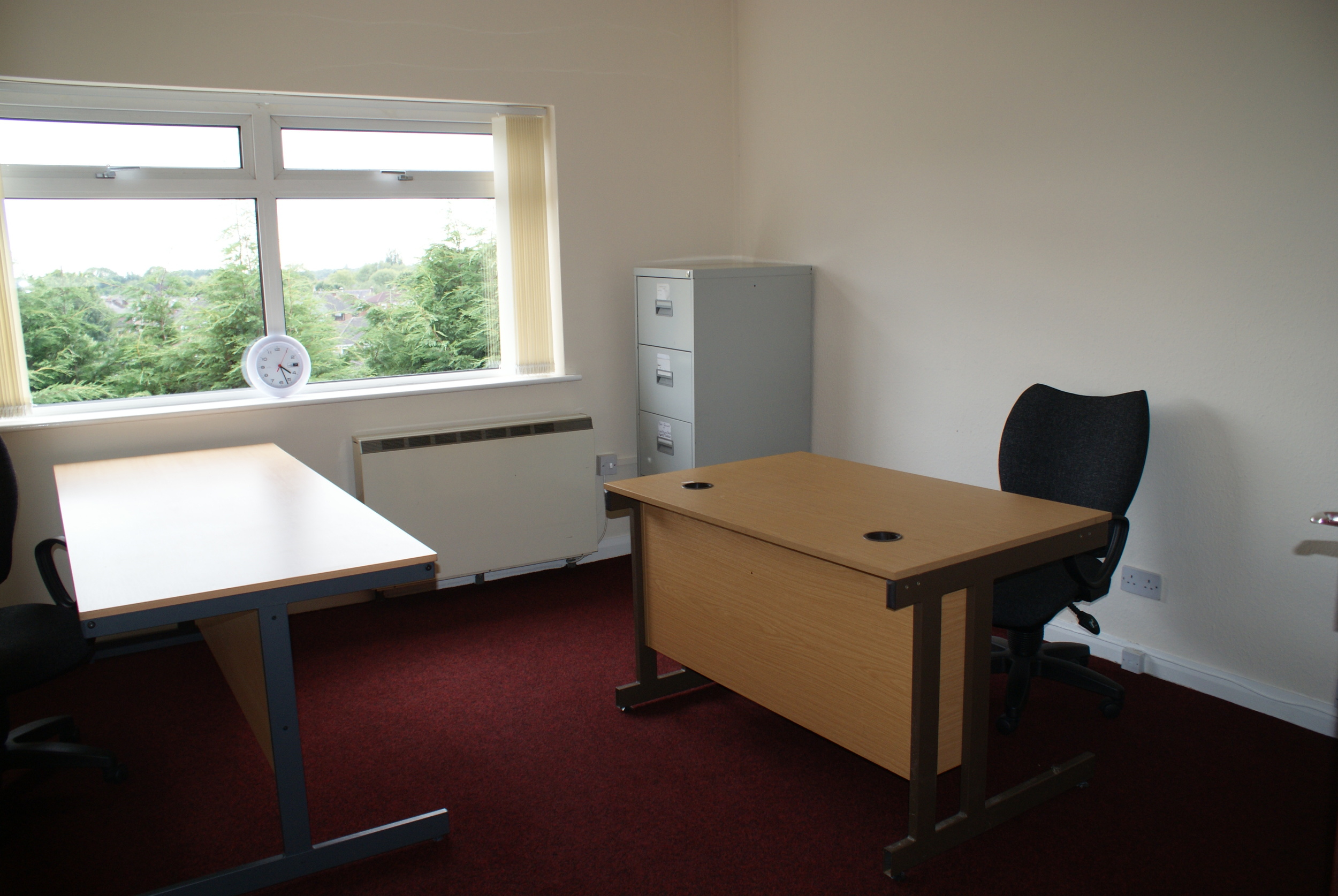 office-to-let-in-astley-manchester