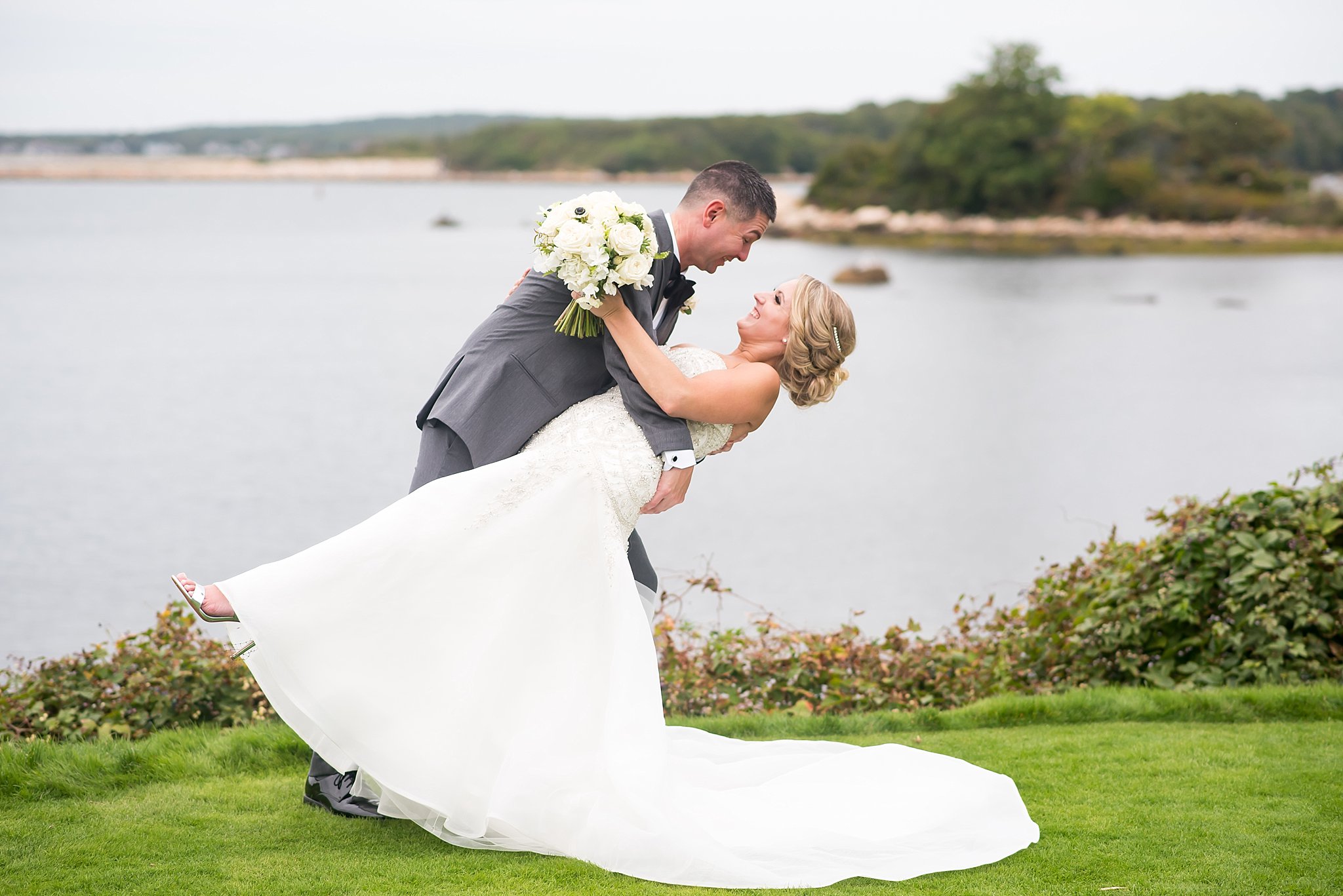 bride and groom portraits on gloomy day.jpg