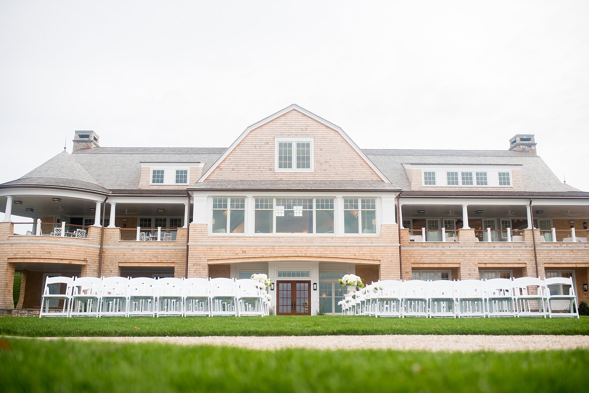 outdoor wedding at woods hole country club.jpg