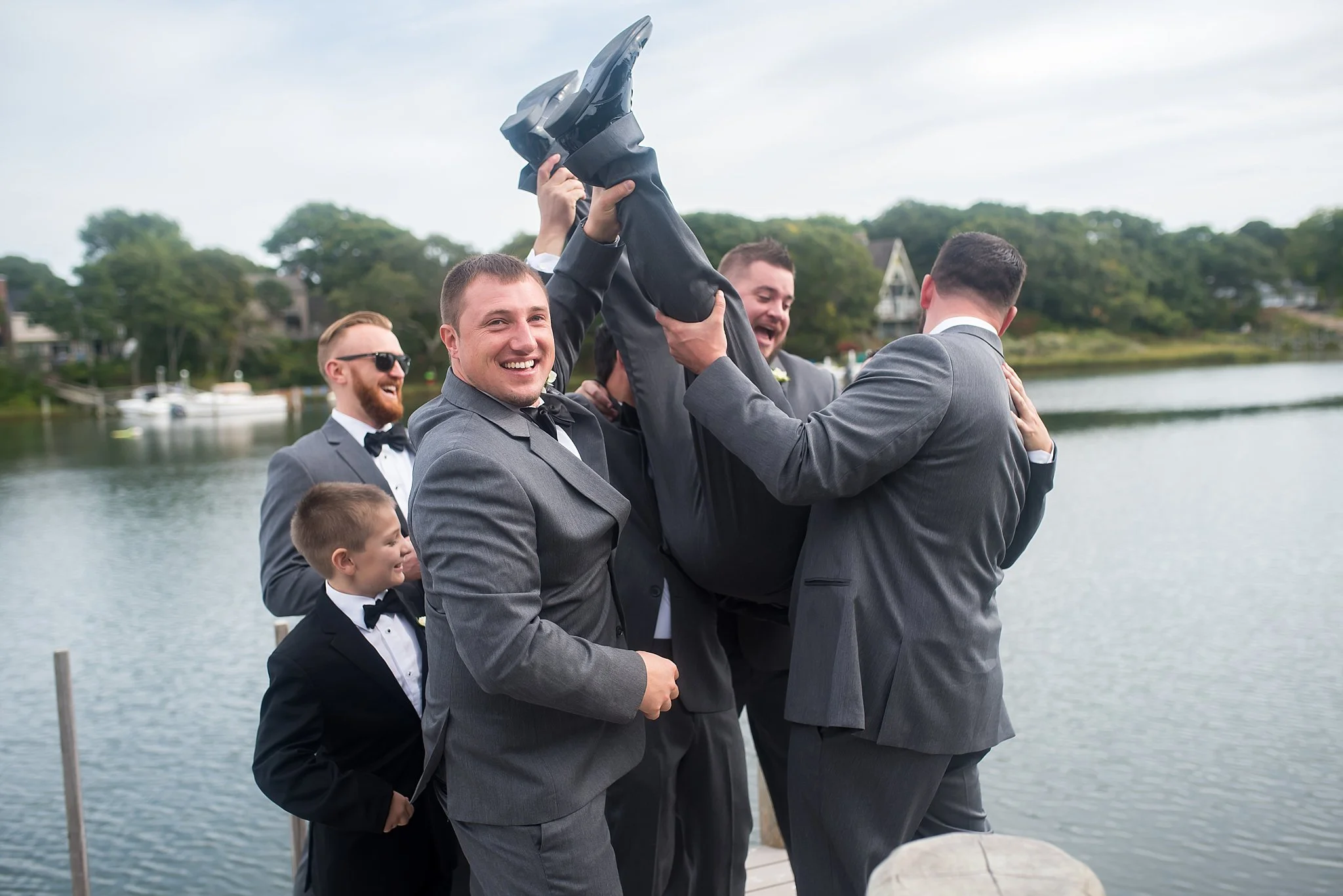 fun groomsmen photographs in new england.jpg
