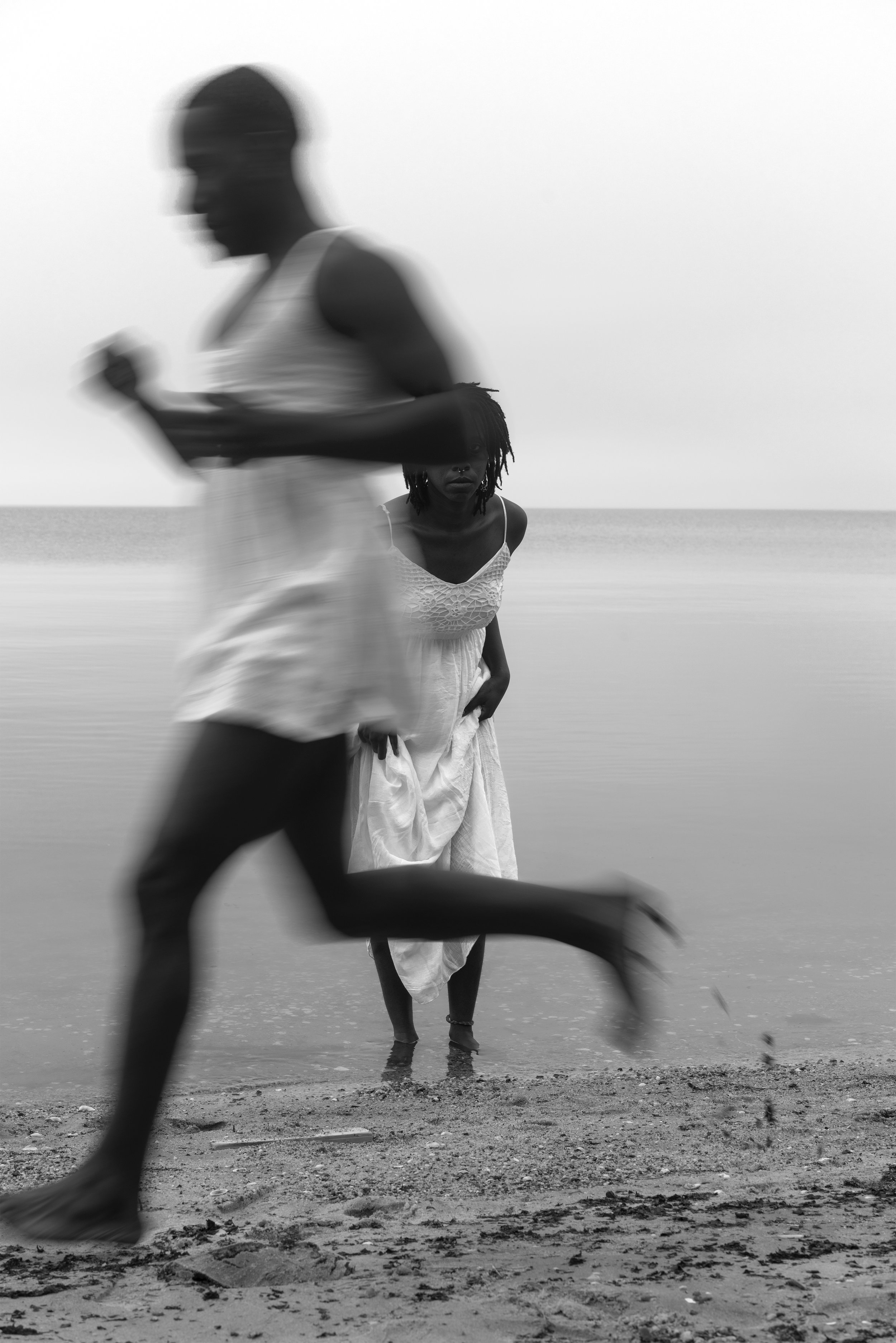 05_Excerpts_from_Acts_of_Boyhood_Divination-_Negation_of_Sight_Photographic_Documentation_of_2-hour_durational_performance_on_Lincoln_Beach.jpg