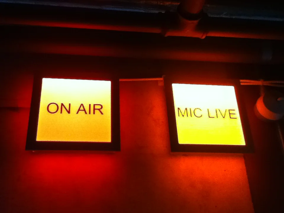 Lauren-Ware-BBC-radio-live.jpg