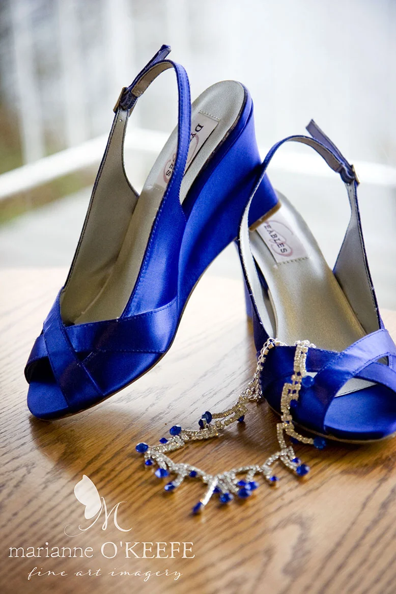 18getting_ready14_shoes.jpg